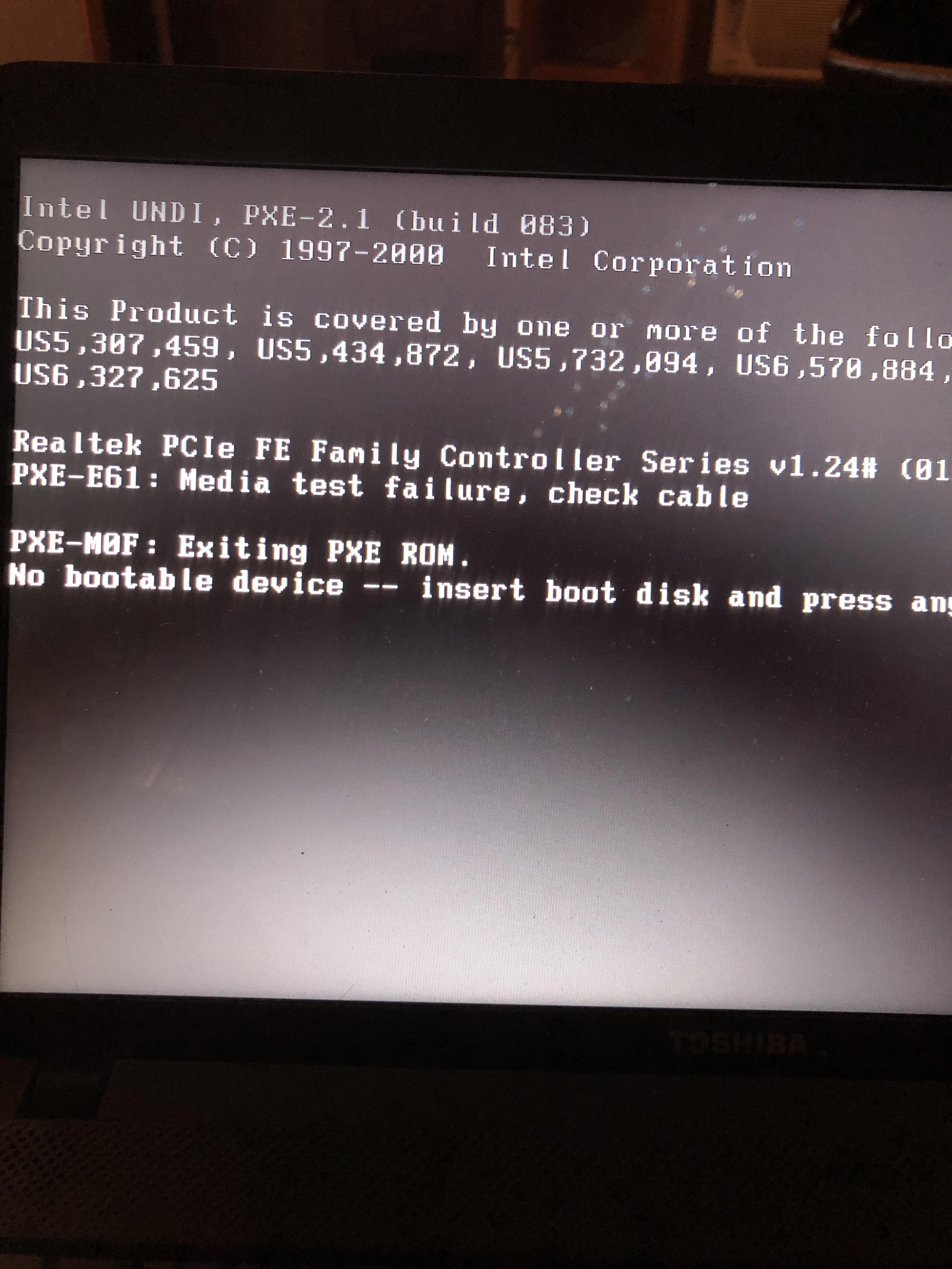 Broke my flashdrive. Can anyone help me get my computer back to windows