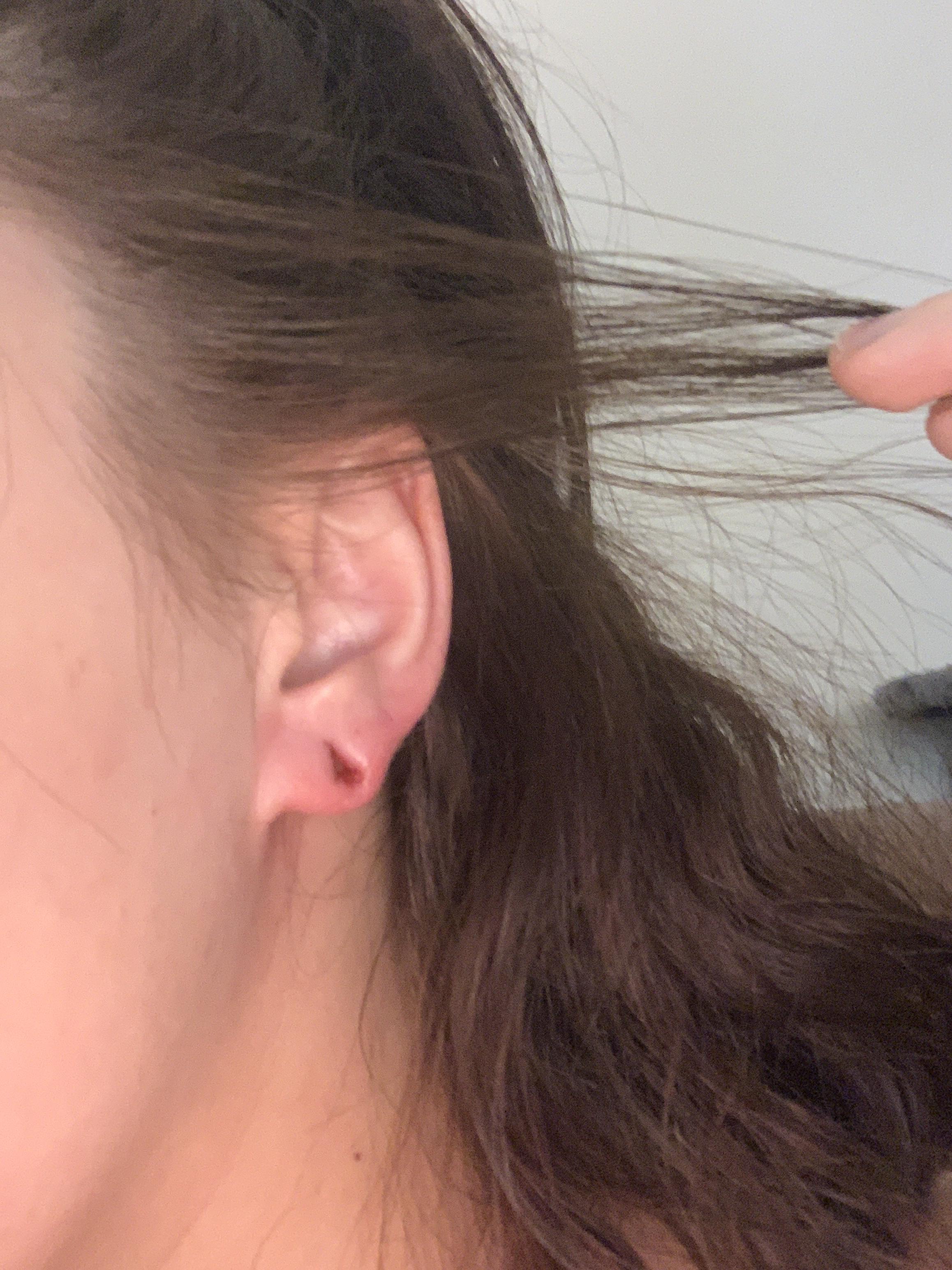 I’m an idiot, 00G Went in flawlessly in my right ear, left ear was a