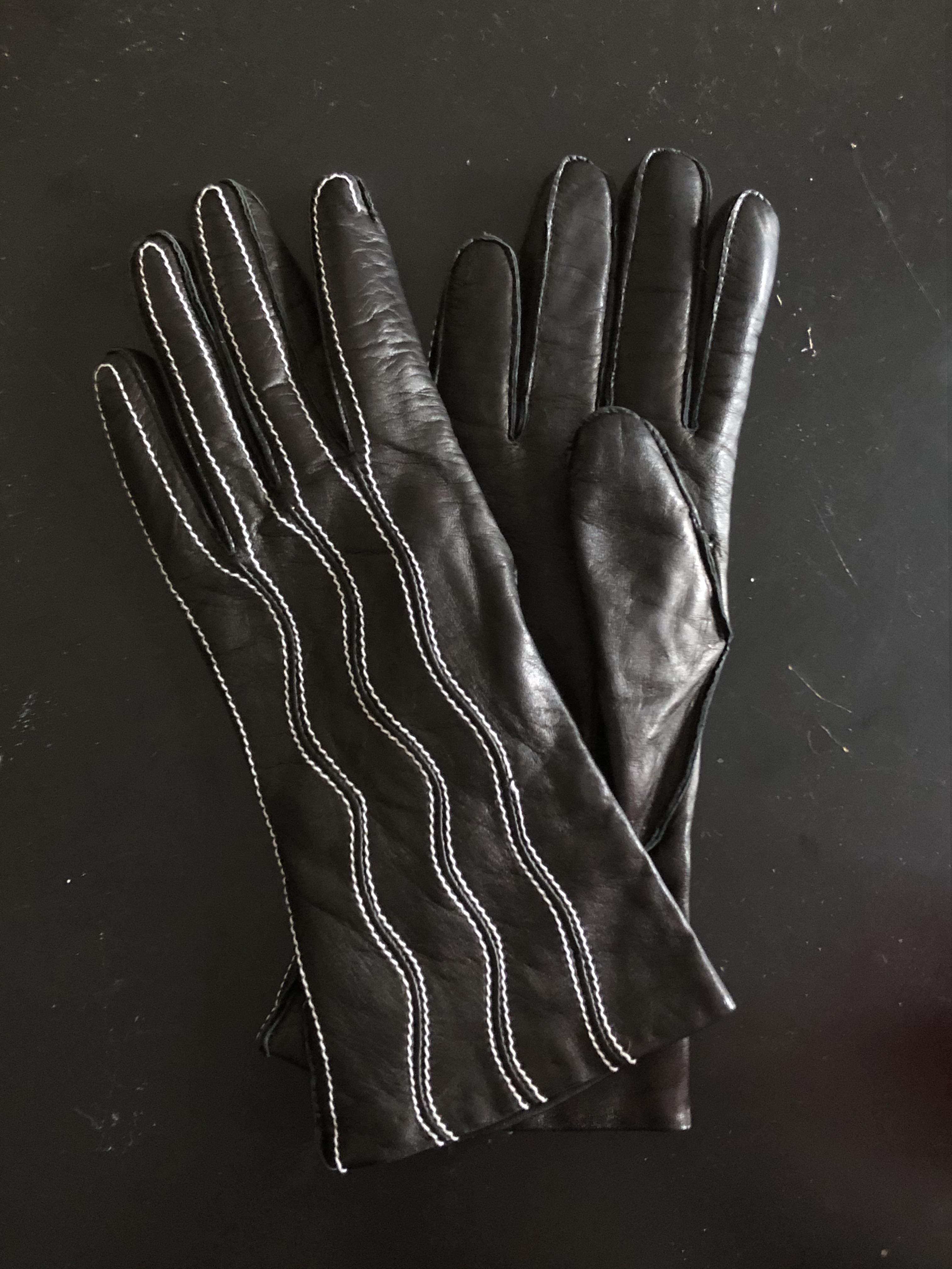 Just got these Italian leather cashmere lined gloves for 7! Love the