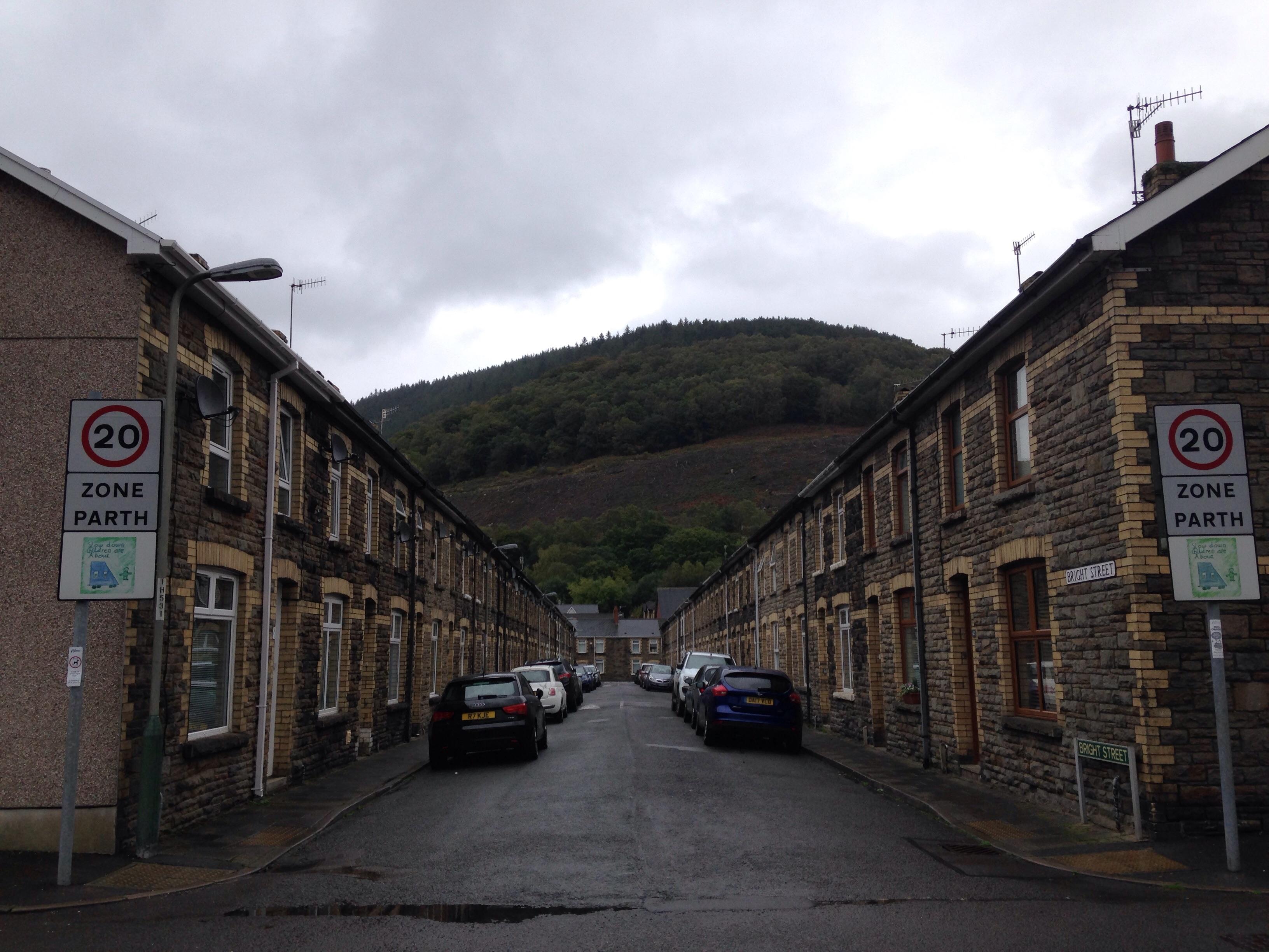 Street in the valleys of South Wales r/Wales