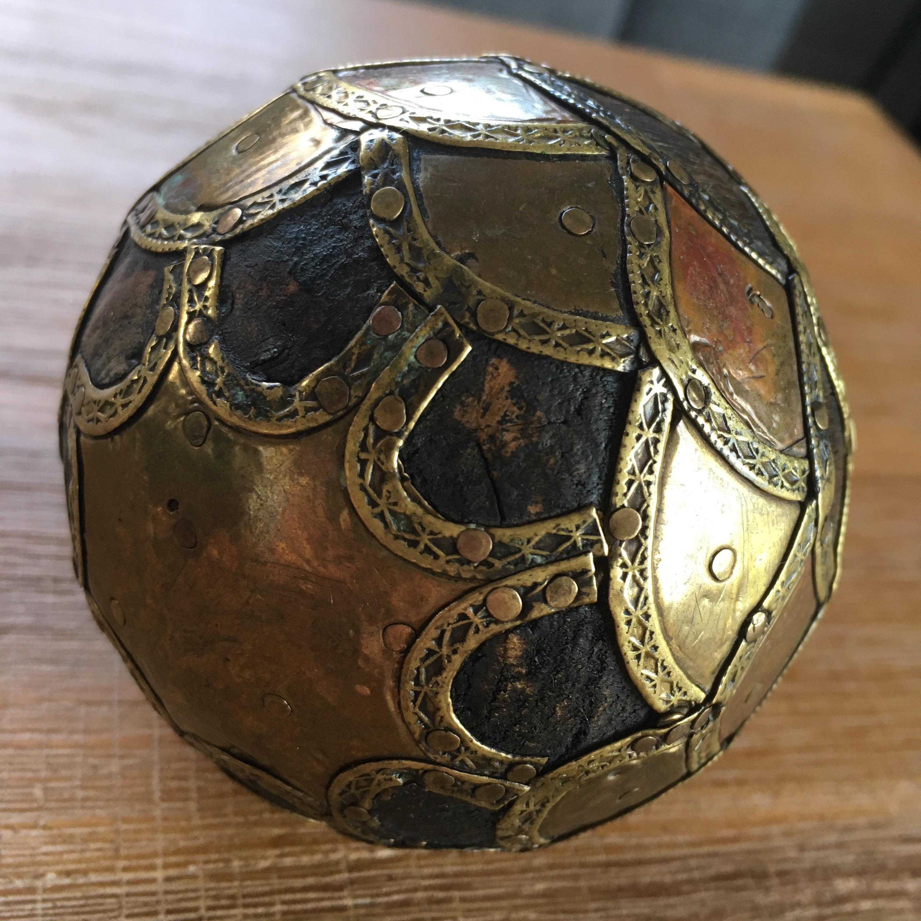 All I know about this is that it's most likely from England and a bit