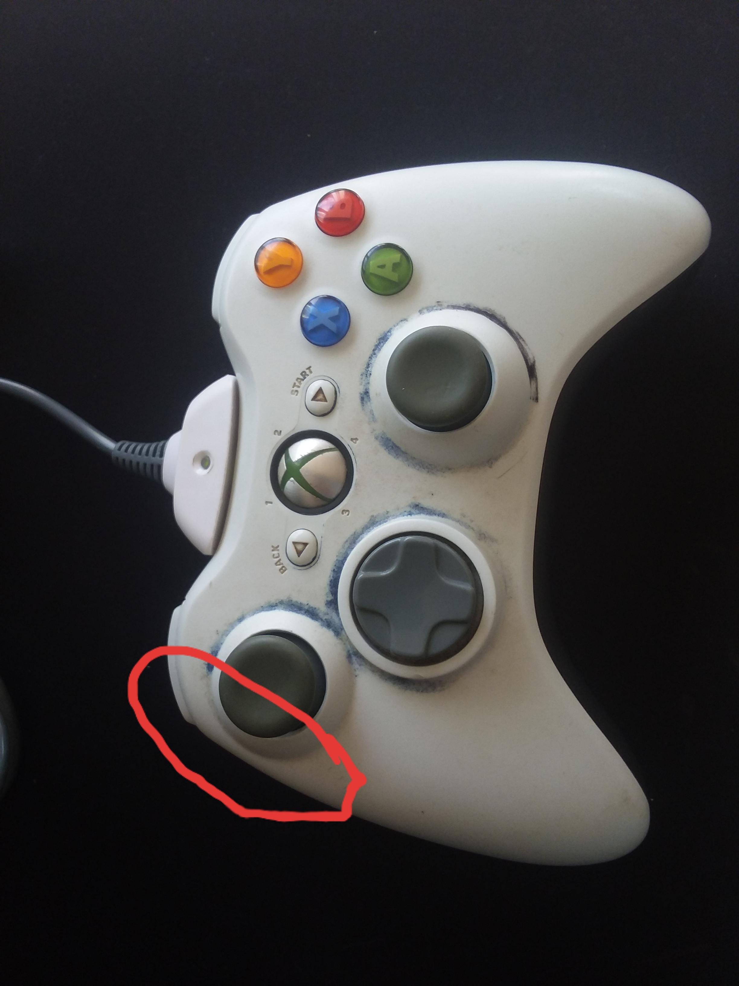 Why is it so hot here? (All down the side of LT). My controller wasn't