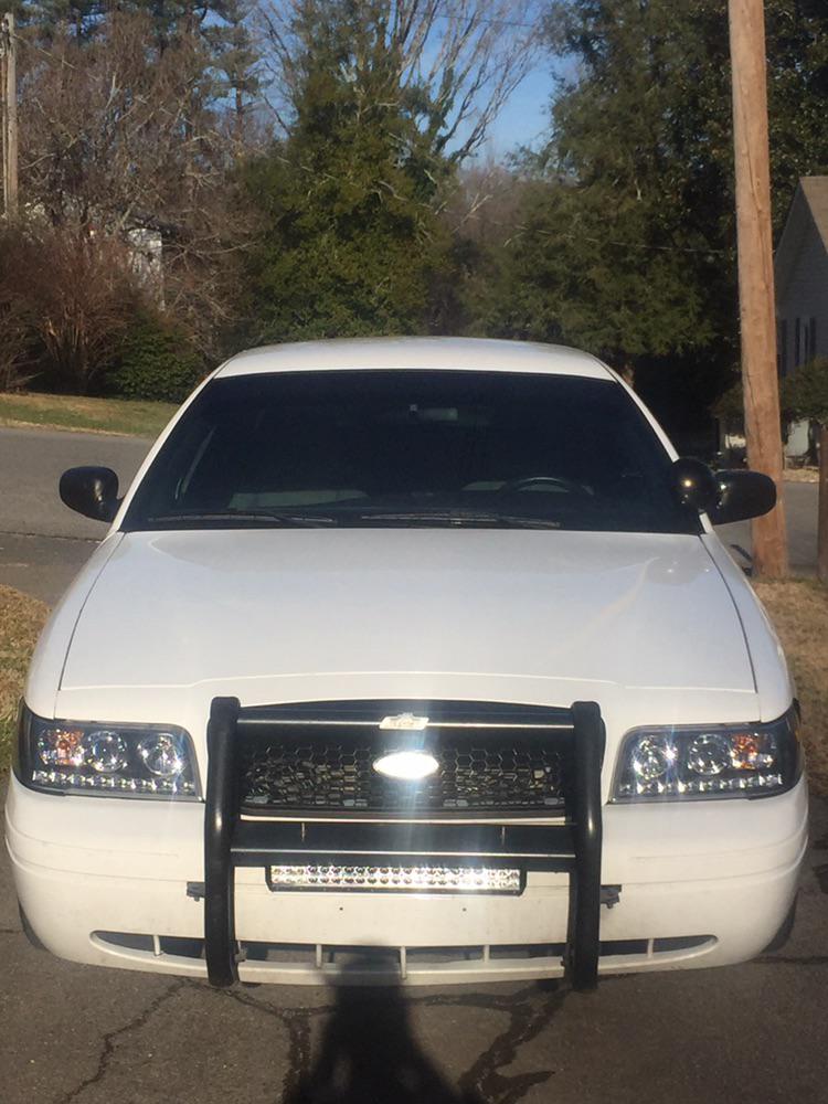 Finally took a picture of the amazon projector headlights from about a