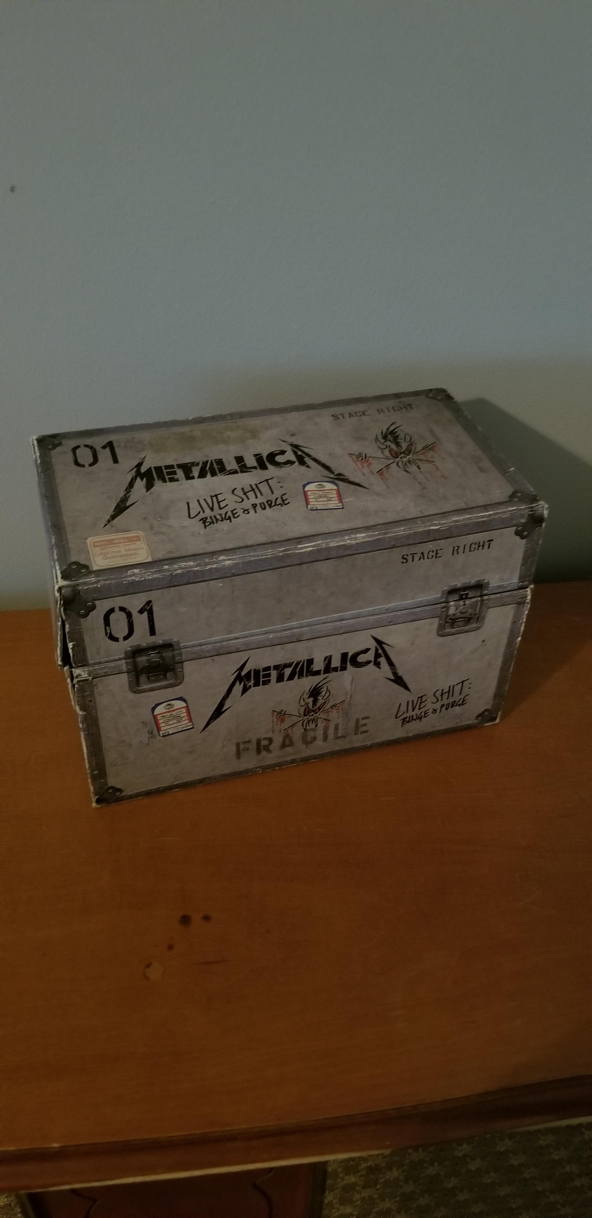40 at a record store! Metallica