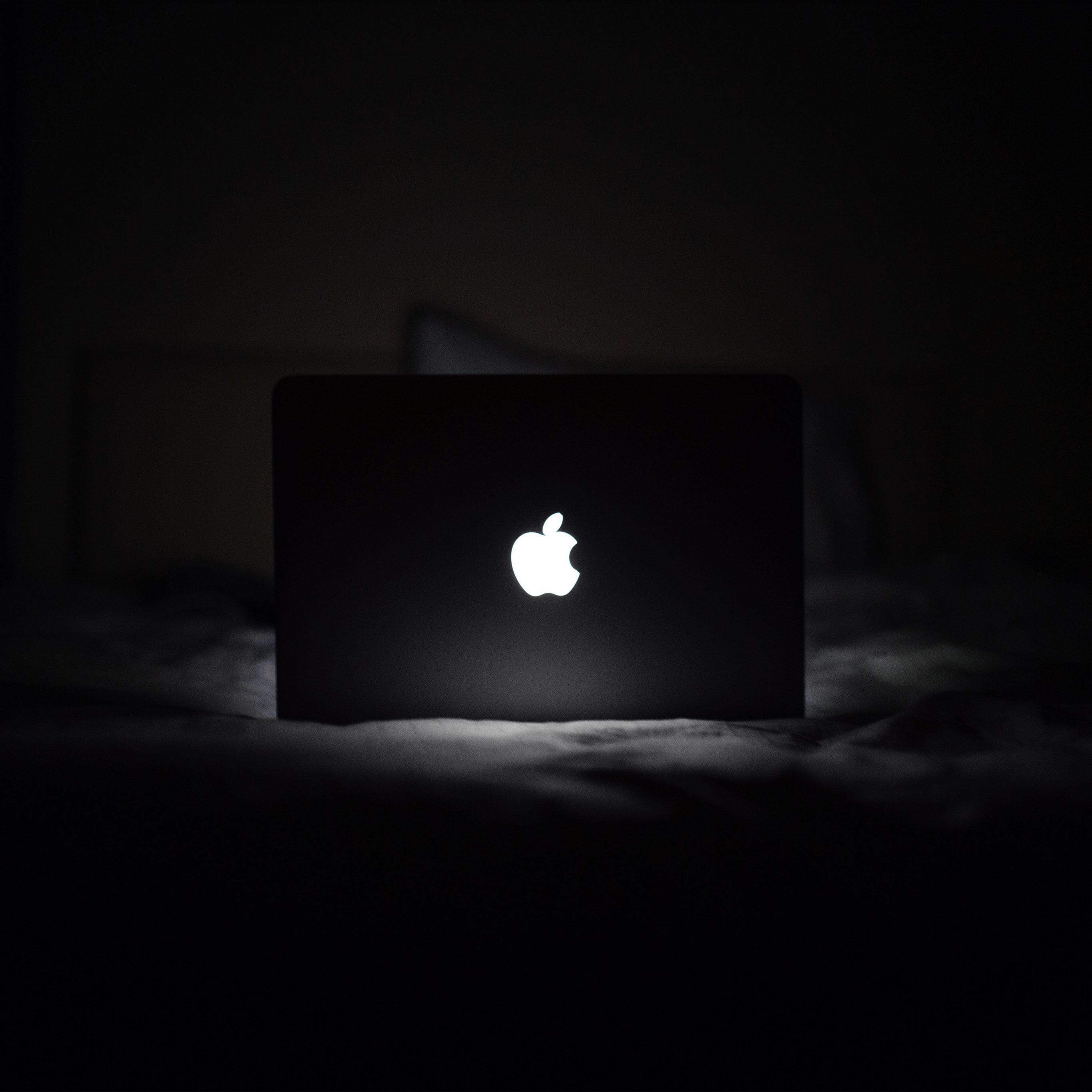 Who else misses the Glowing Apple Logo? ( r/macbook