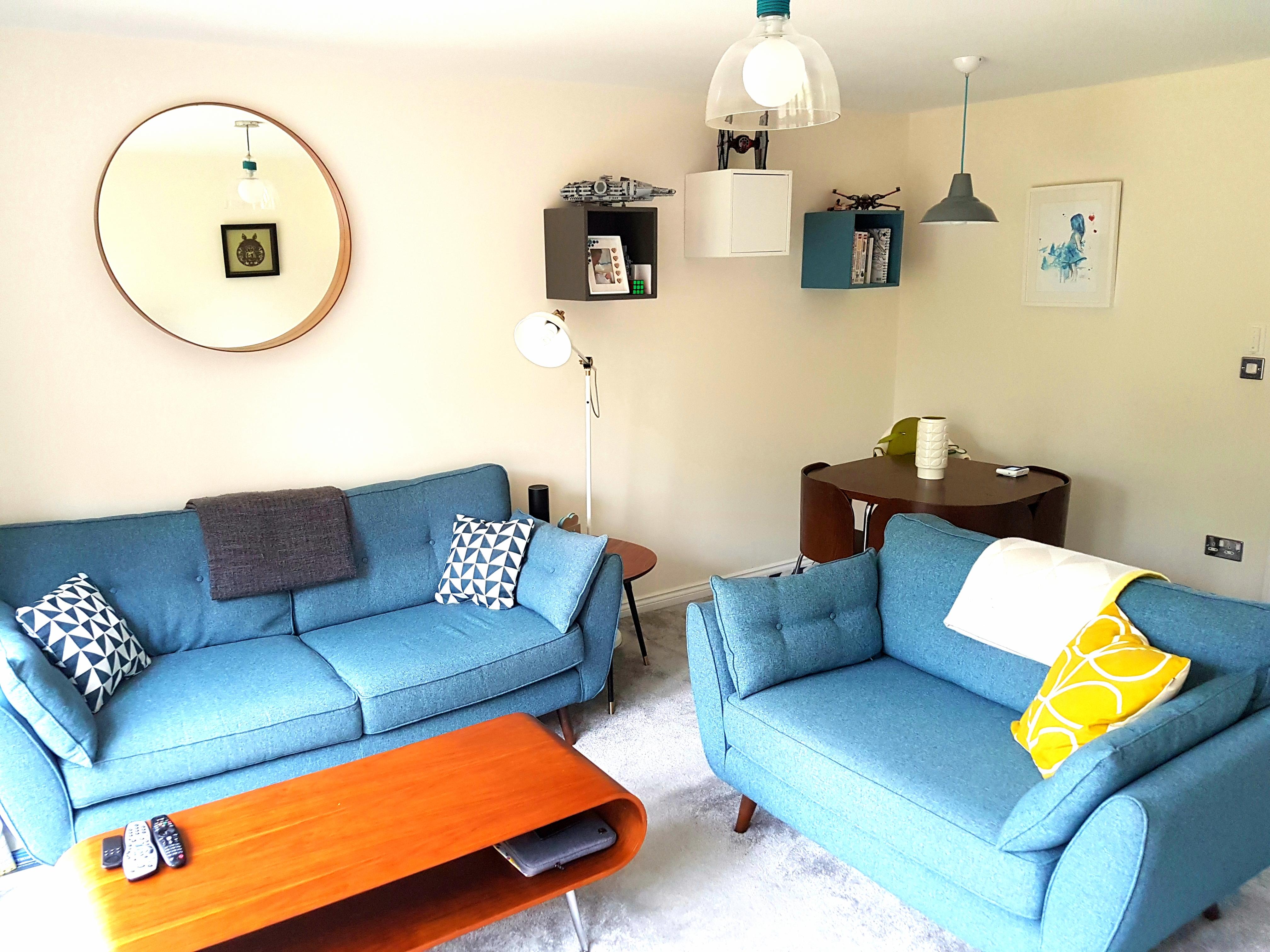 My Living room (UK) r/AmateurRoomPorn