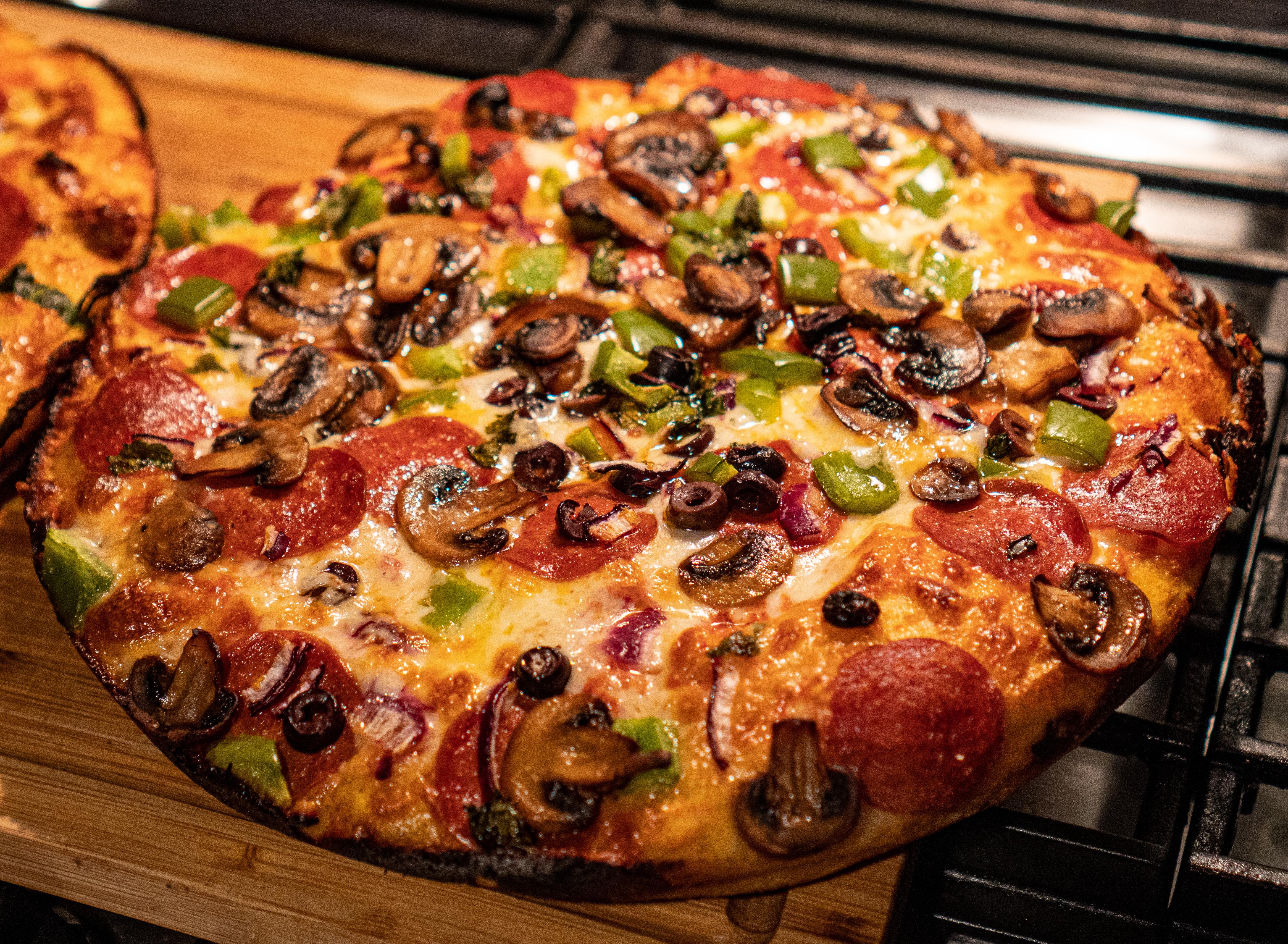 Pre Order Pizza For Super Bowl Image to u