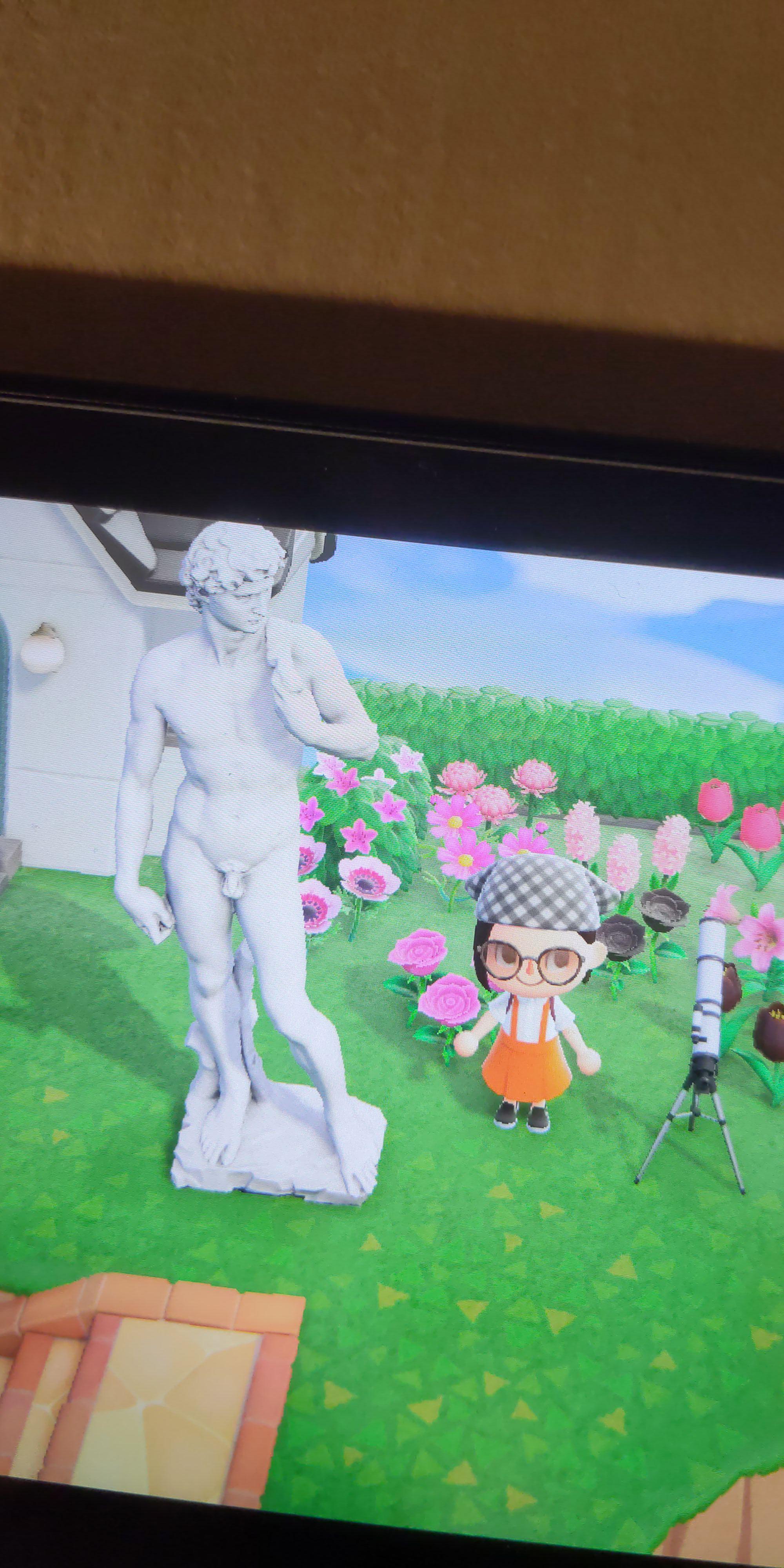 Cobb sent me the gallant statue today. It's the original. Thanks Cobb