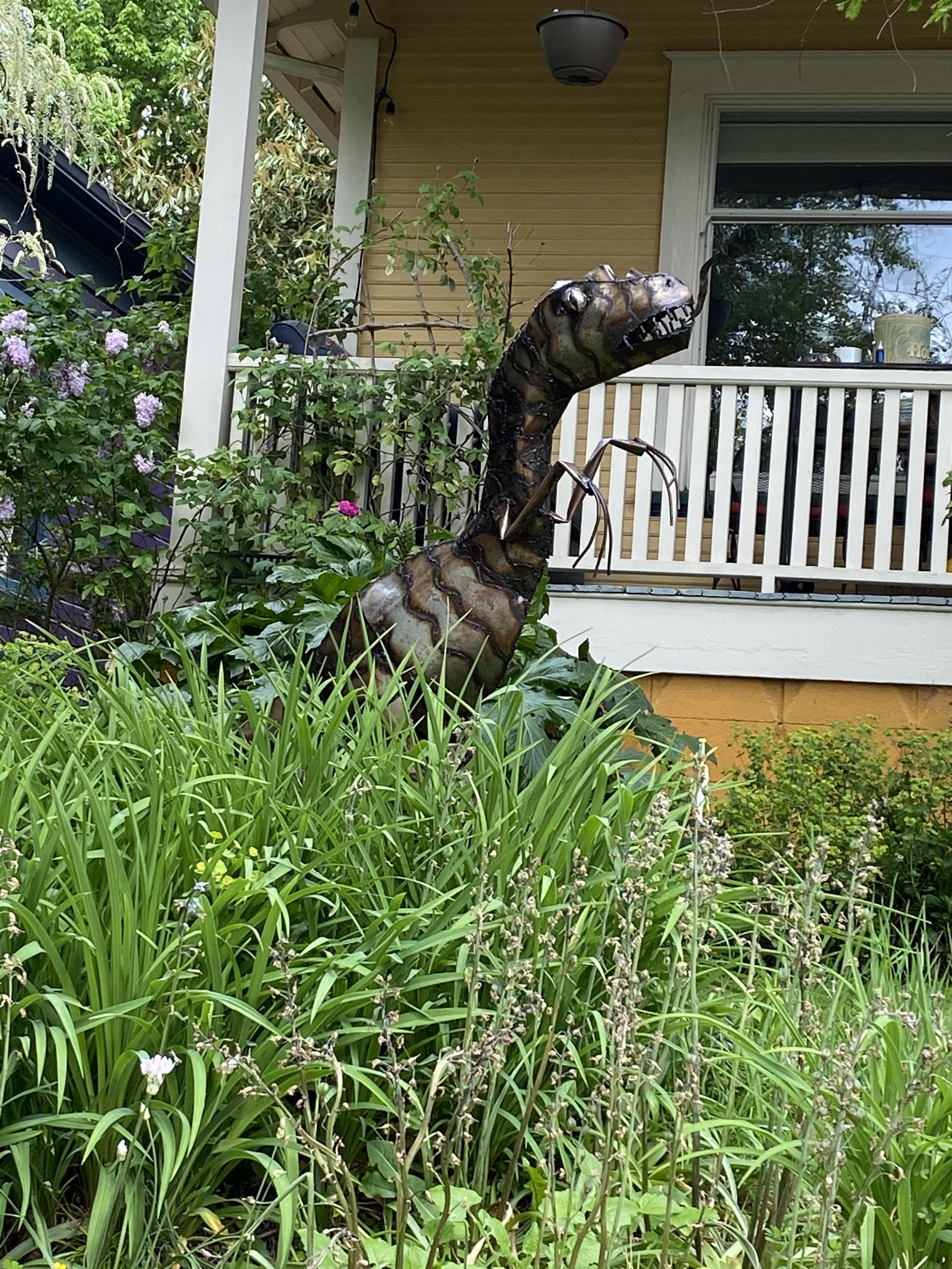 Dinosaur in Portland! r/Portland