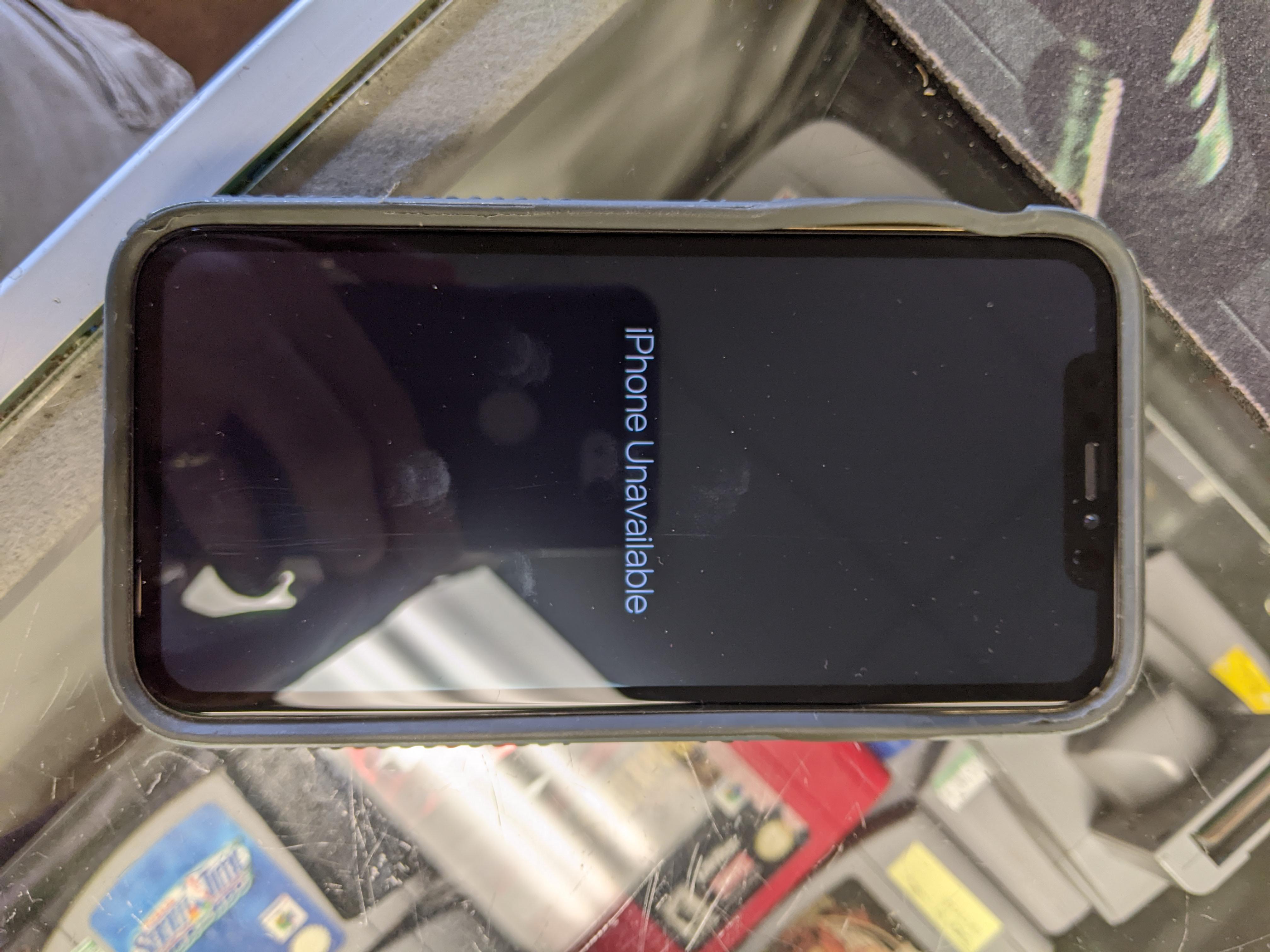 iPhone XR stuck in "iPhone Unavailable" Help! r/mobilerepair