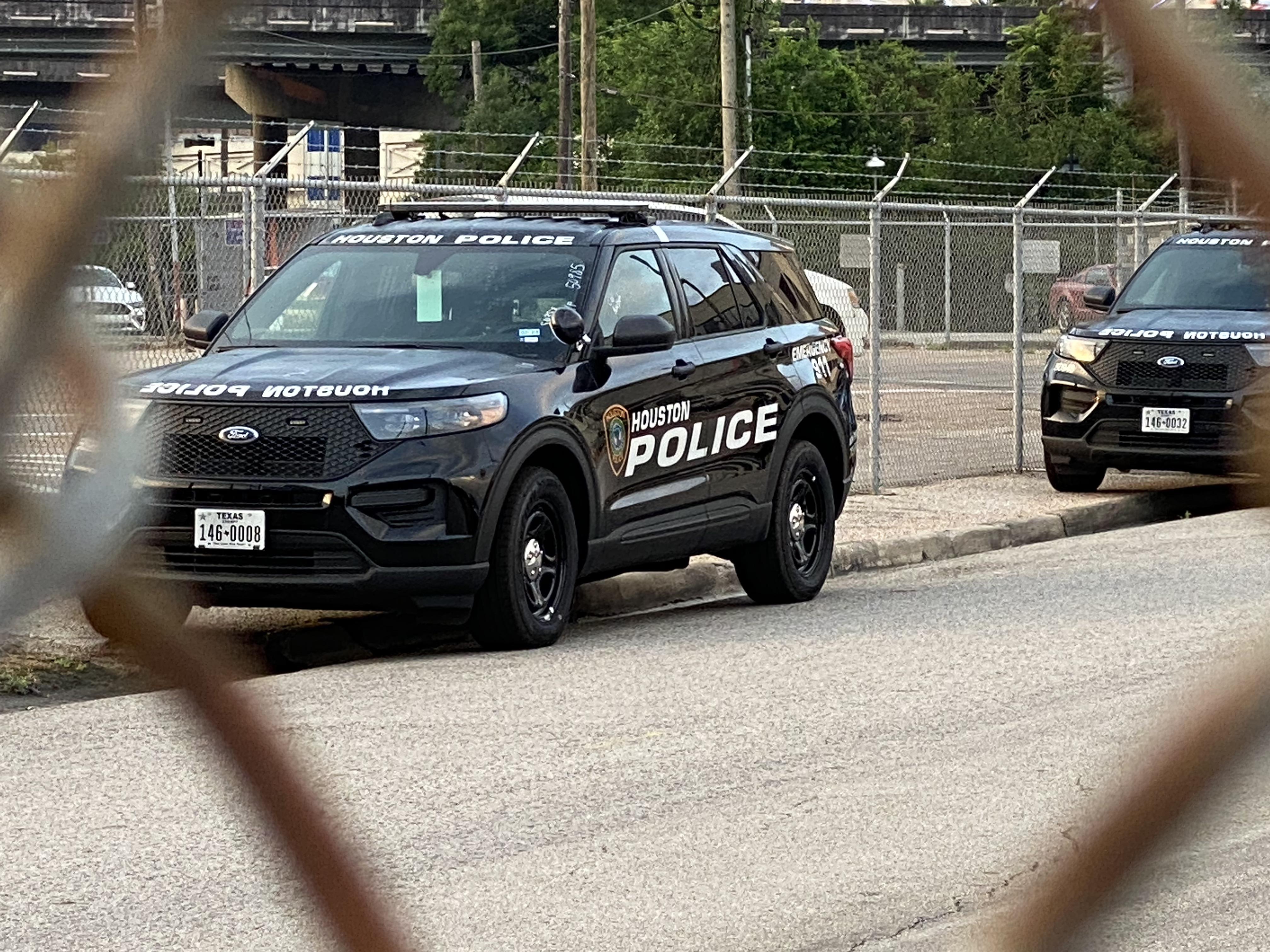 New black base livery on a Houston PD Ford PIU PoliceCars