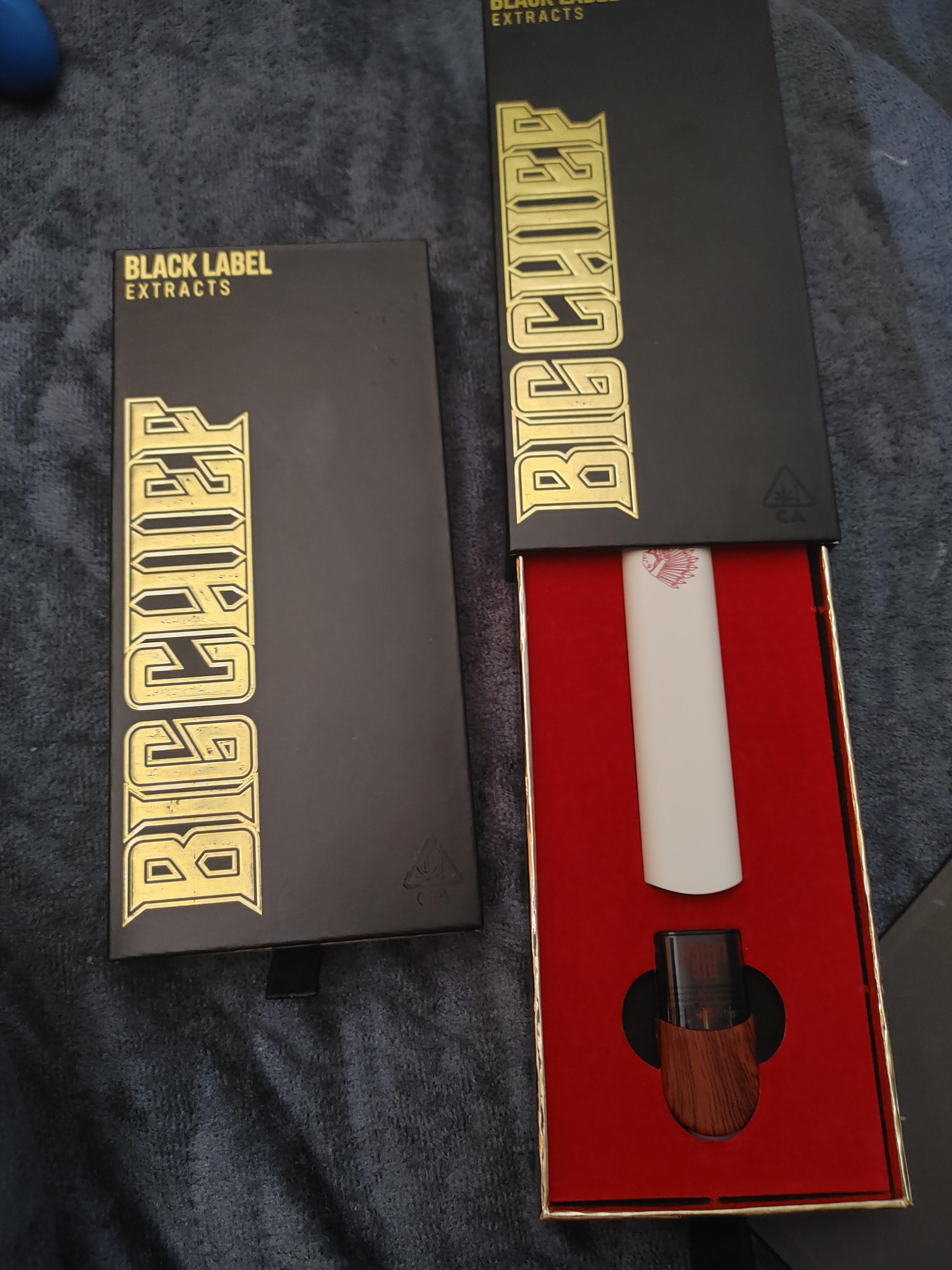 Wanting to check are my new big chiefs are real or fake. Please and