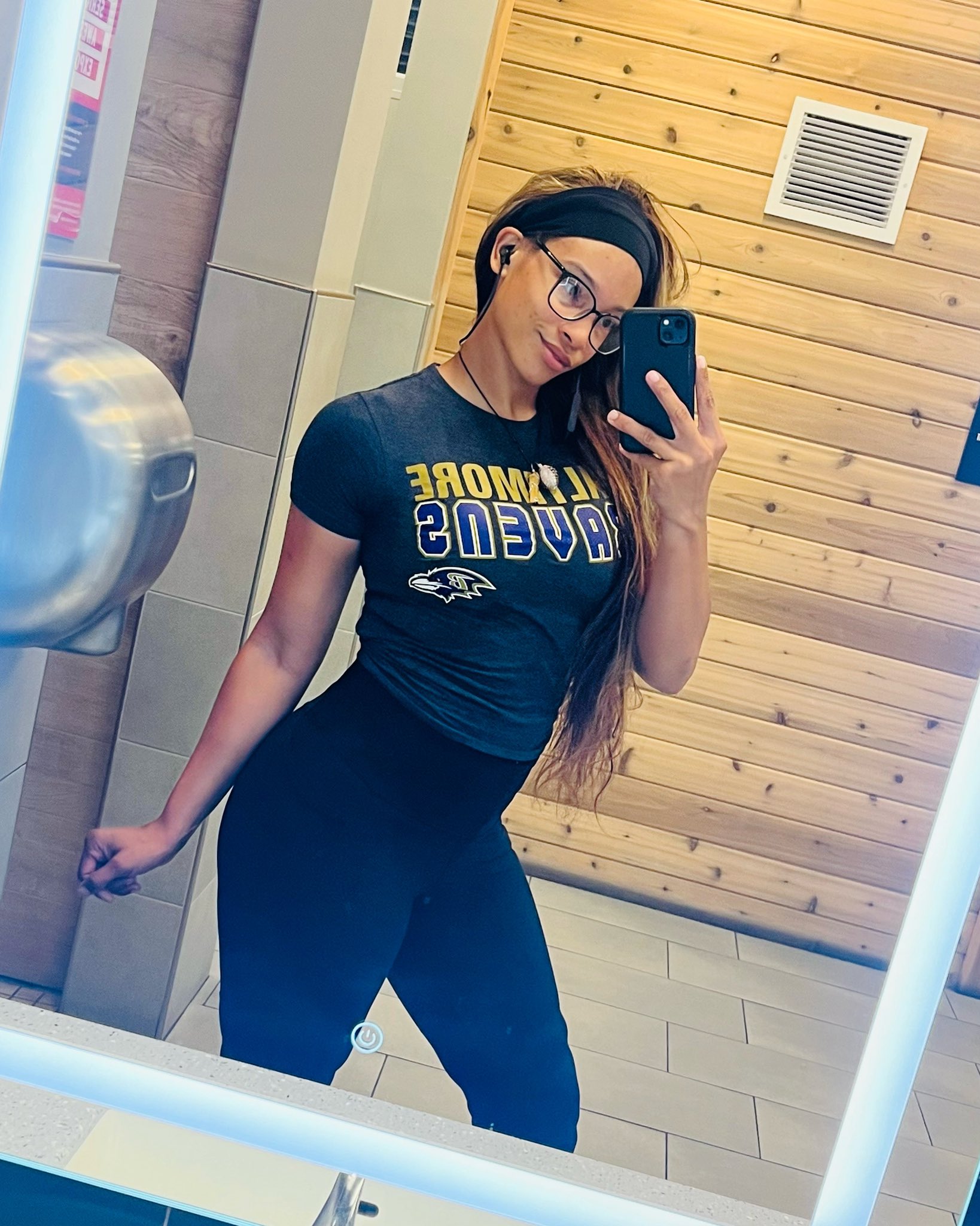 Kaci Lennox : LadiesOfWrestling