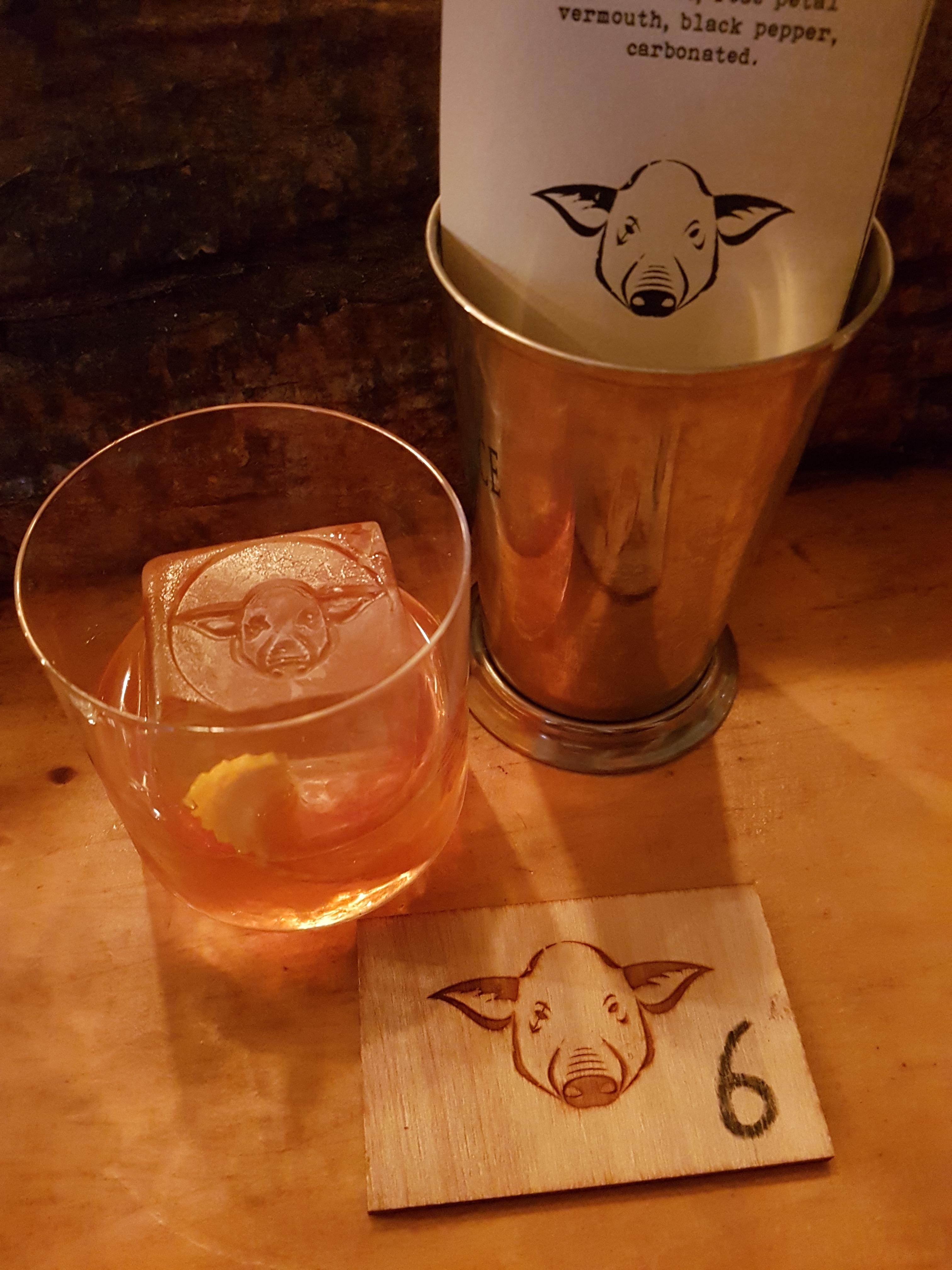 This whisky bar stamps its logo into its ice cubes r/mildlyinteresting