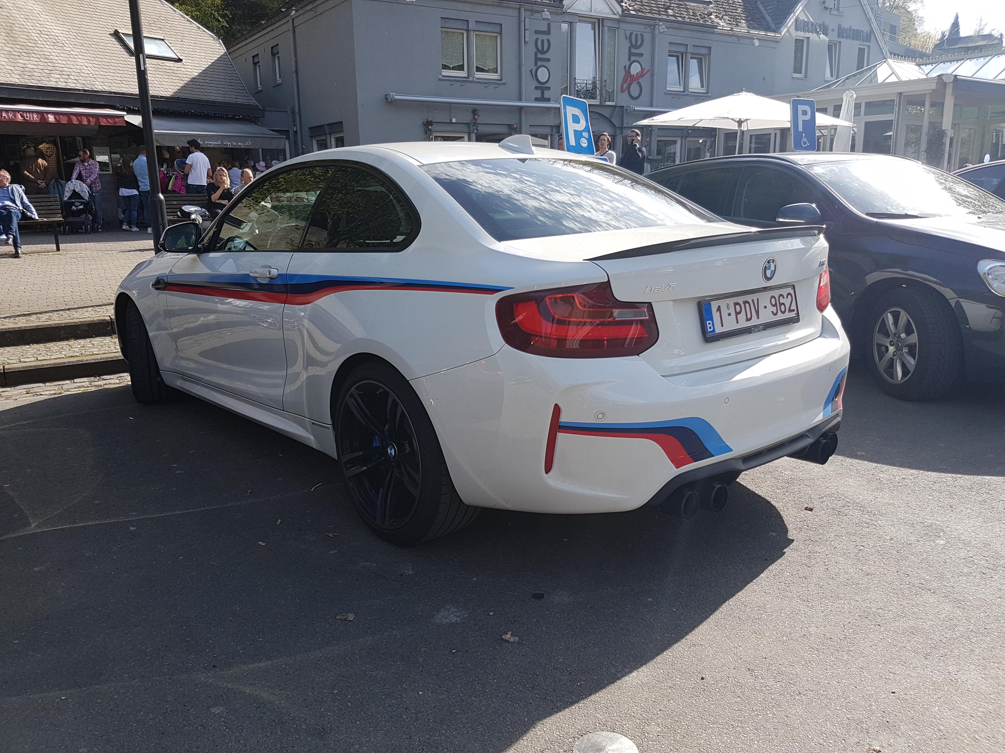 [BMW M2 Coupé] With the beautiful BMW M colors. r/spotted