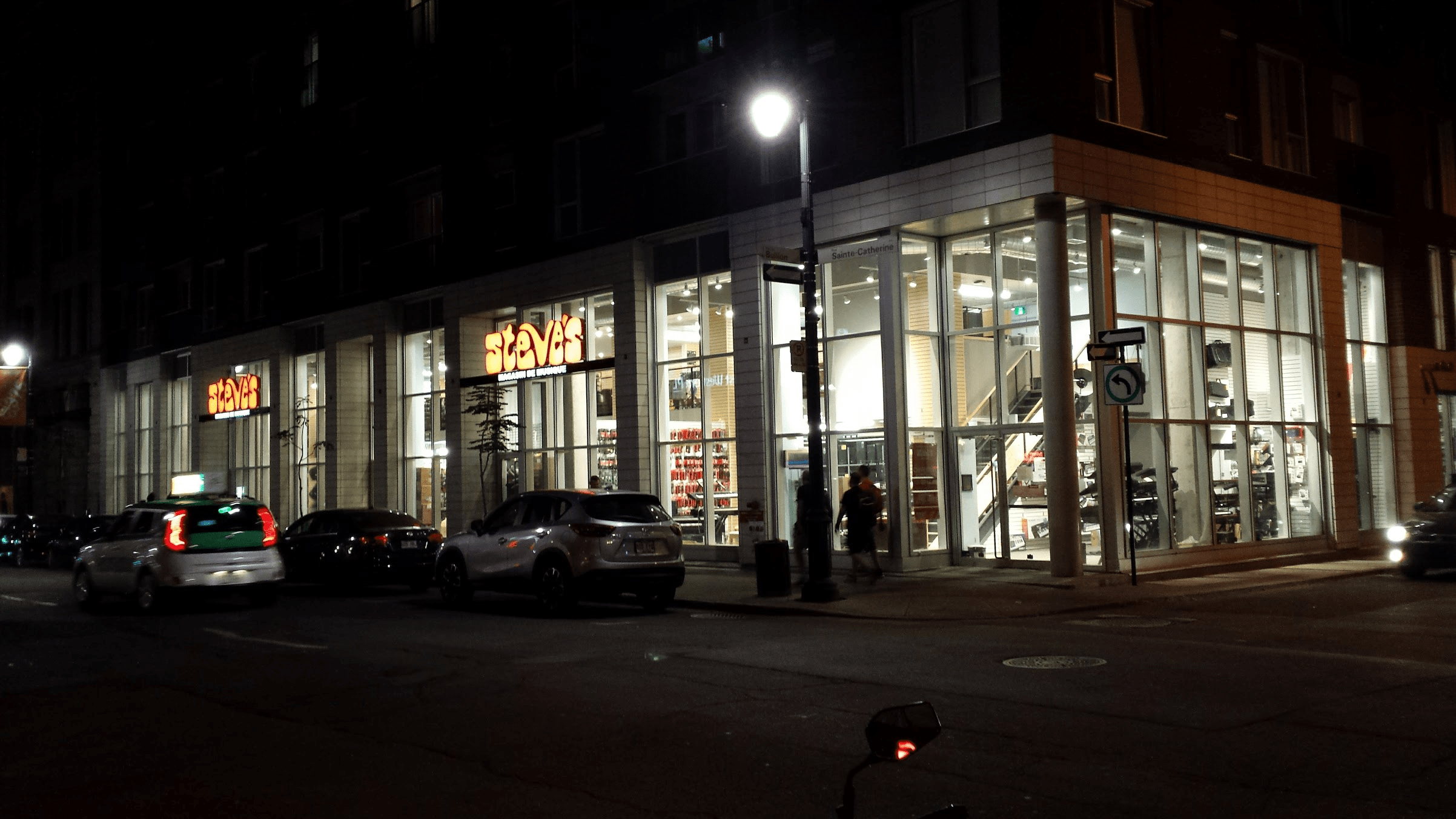 New Steve's Music Store On SteCatherine. r/montreal