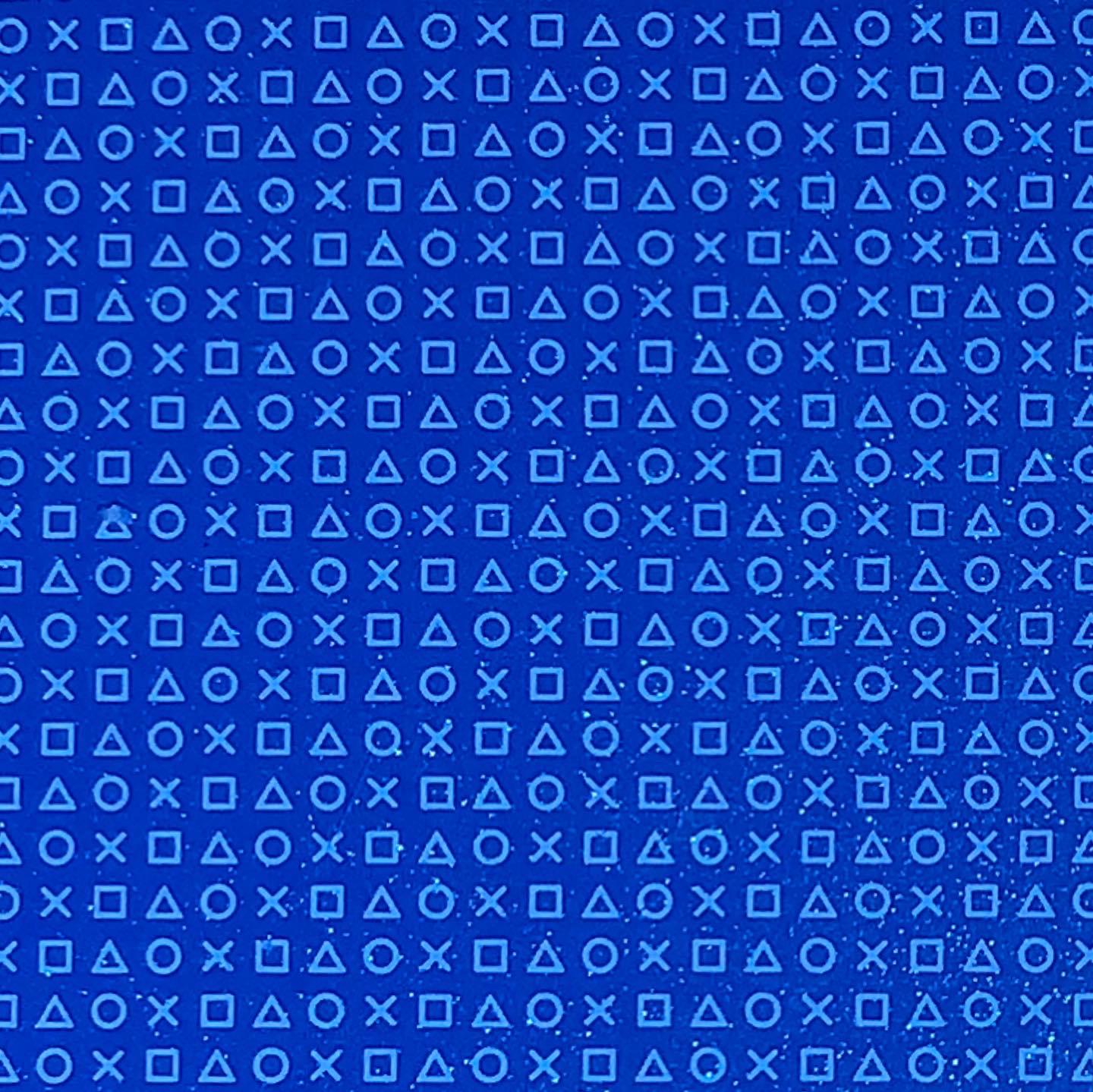 An up close photo I took of the back of the 1000 blue PS Vita. Almost