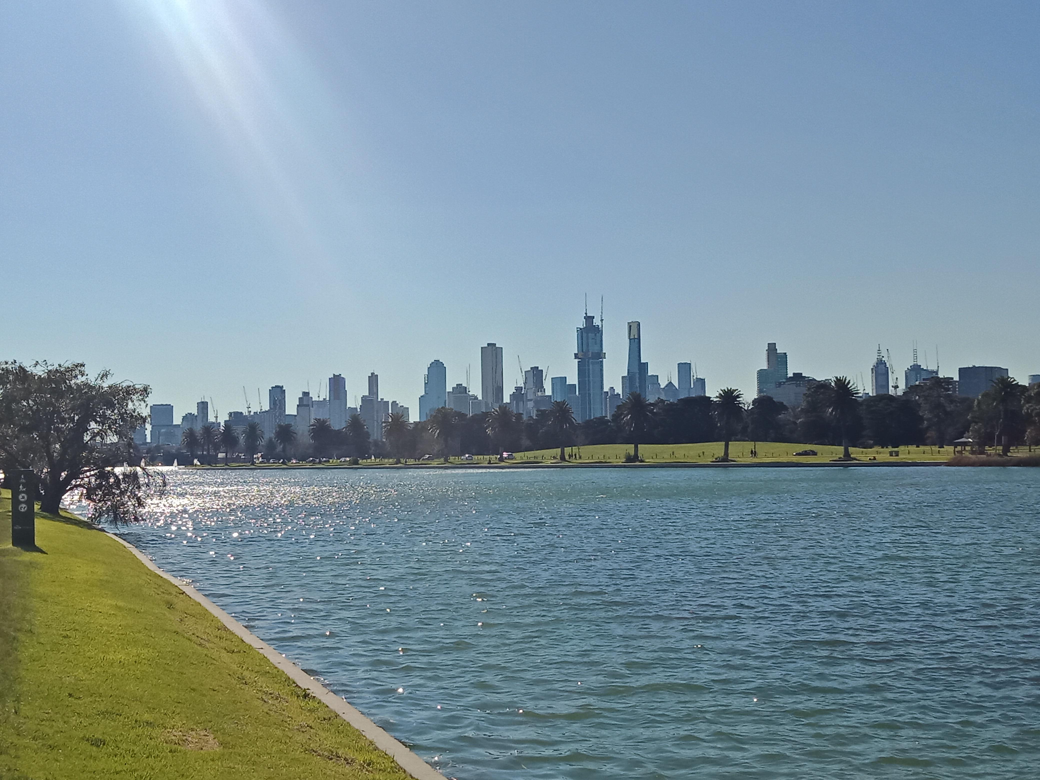 View from Lake Albert. Melbourne really sparkles on beautiful days like today. Love my city! r