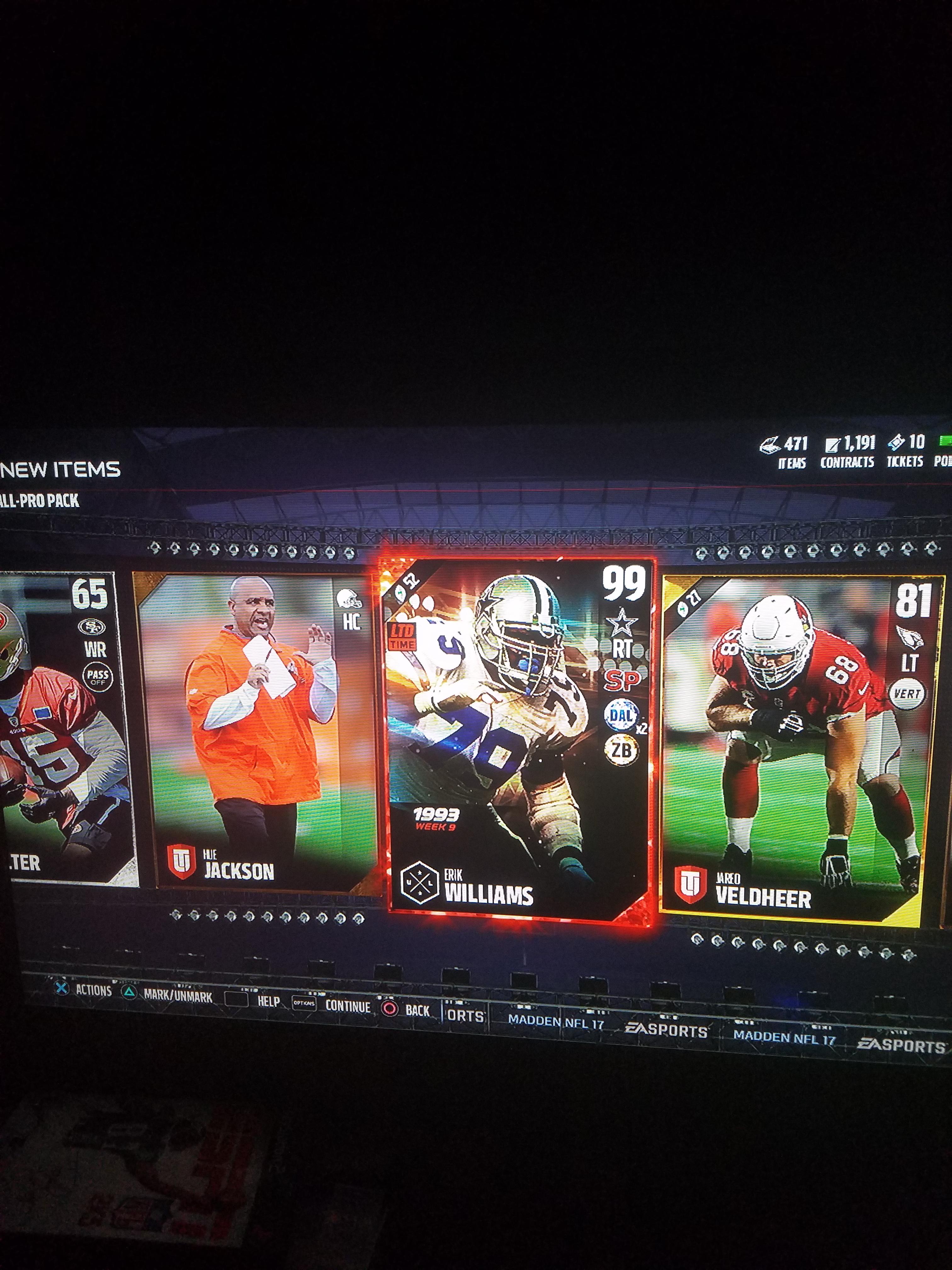 First ever boss legend from a free pack in journey 1! r