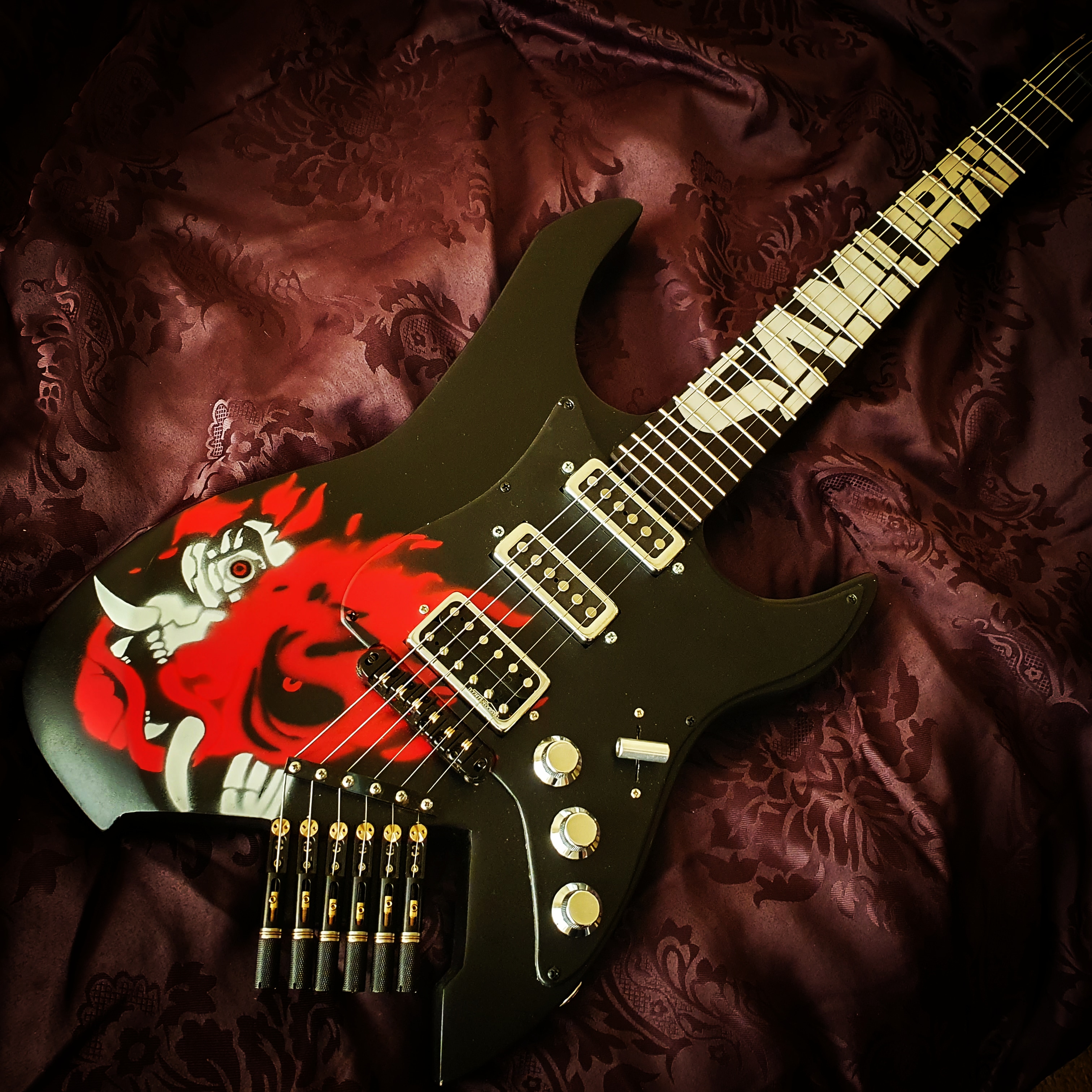 A friend wanted Johnny Silverhands guitar from Cyberpunk 2077 and asked