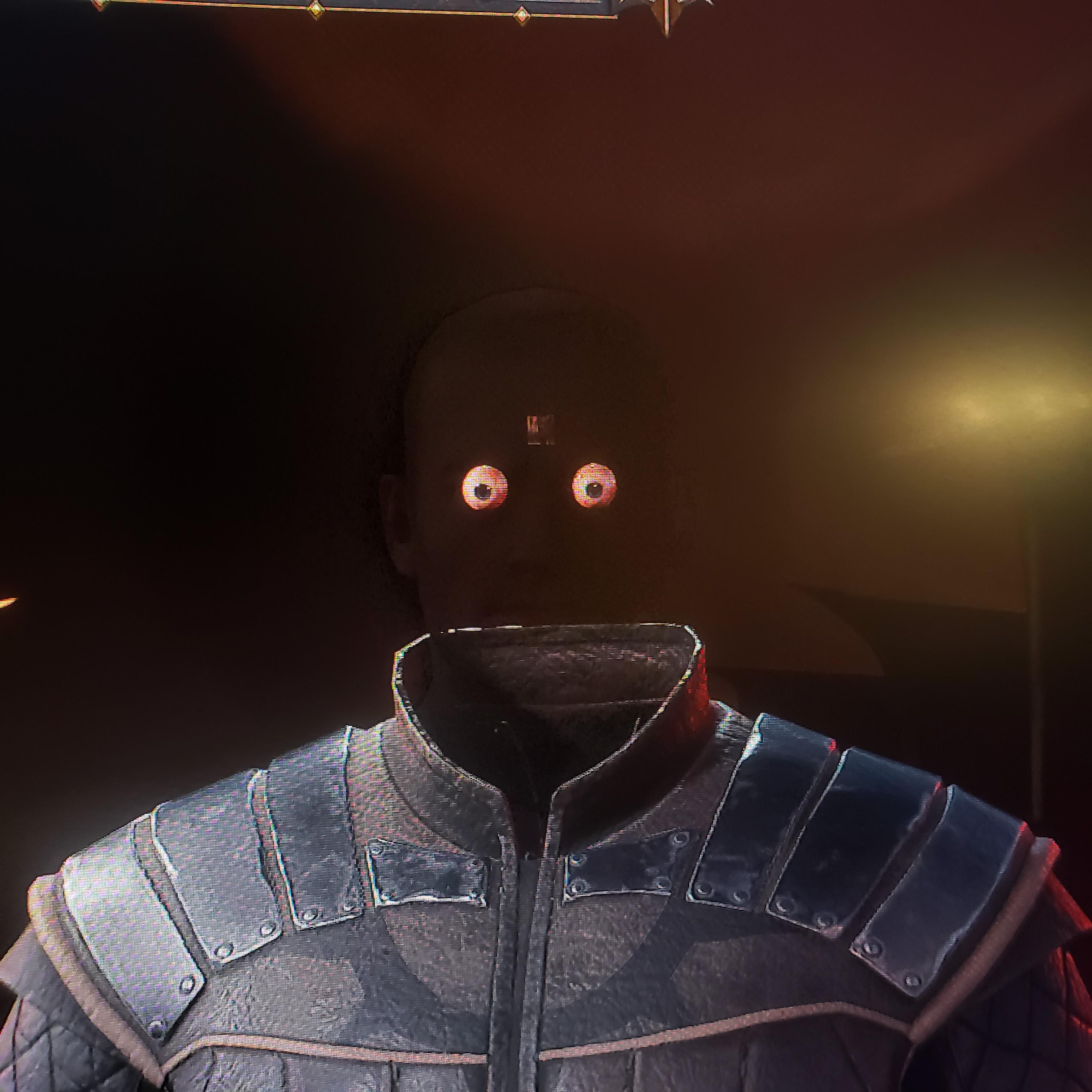 It sees all! Flashes like this for a few sec when I change skin color