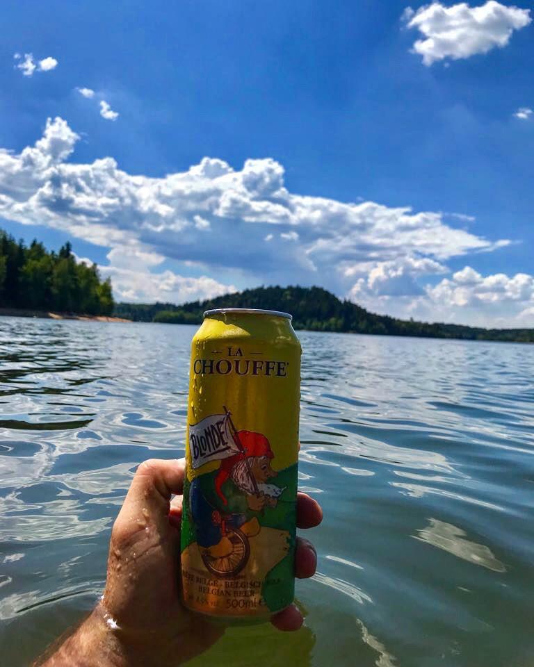 37deg in France, might as well enjoy an ice cold La Chouffe and a dip