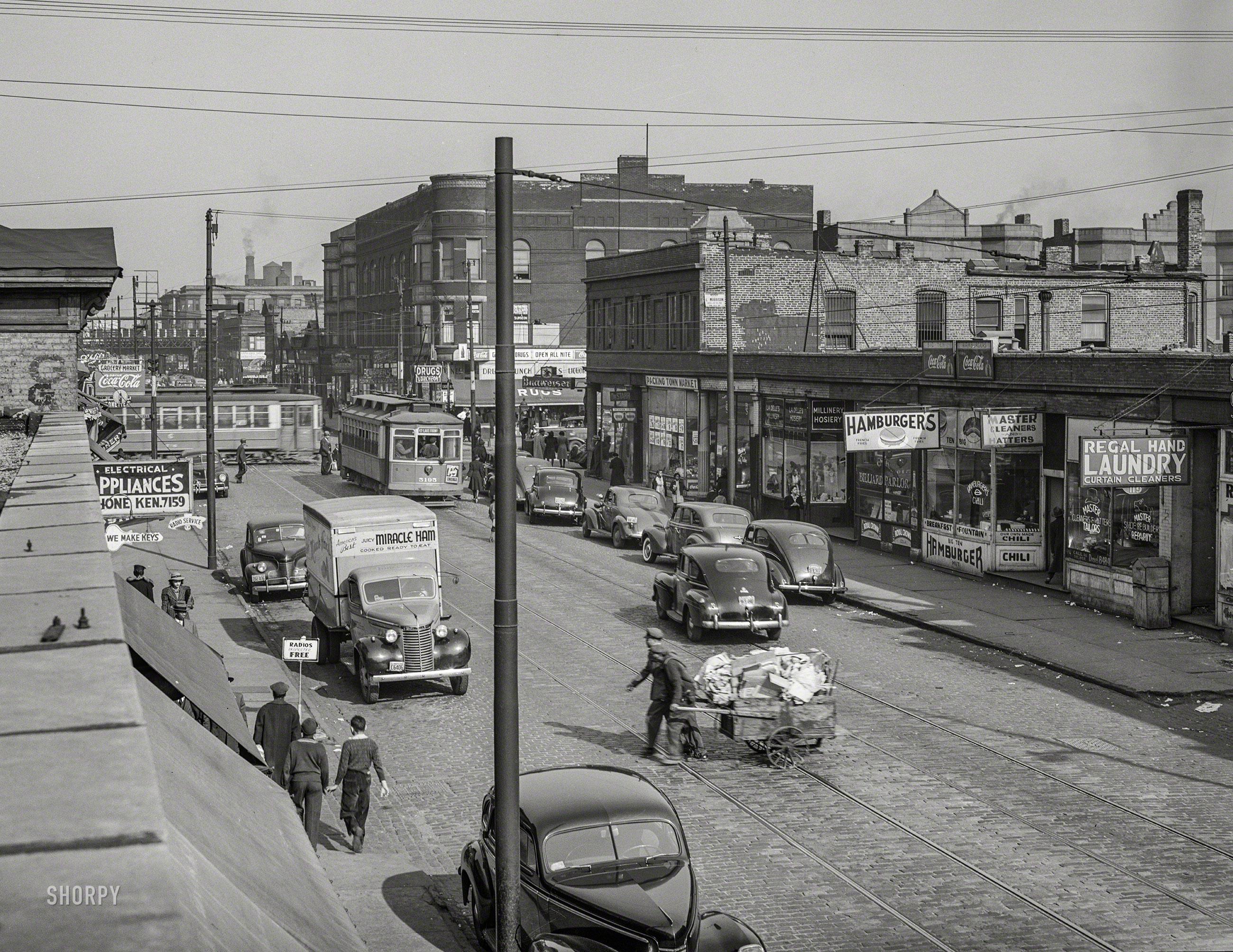 47th Street (Bronzeville), Chicago South Side. April, 1941 r/chicago