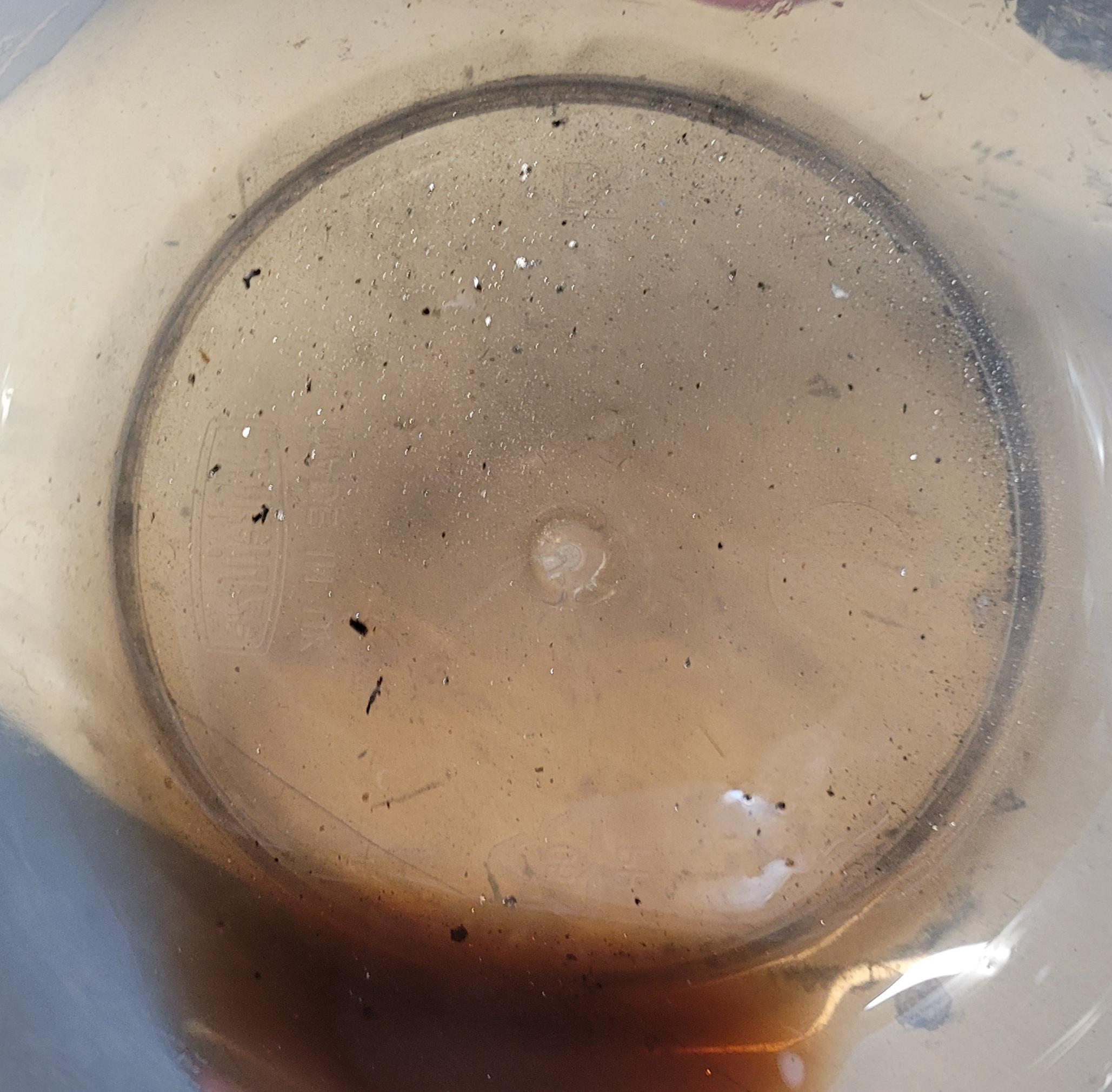 Sparkle Sparkle! New feature with Chinese engines - glitter in the oil