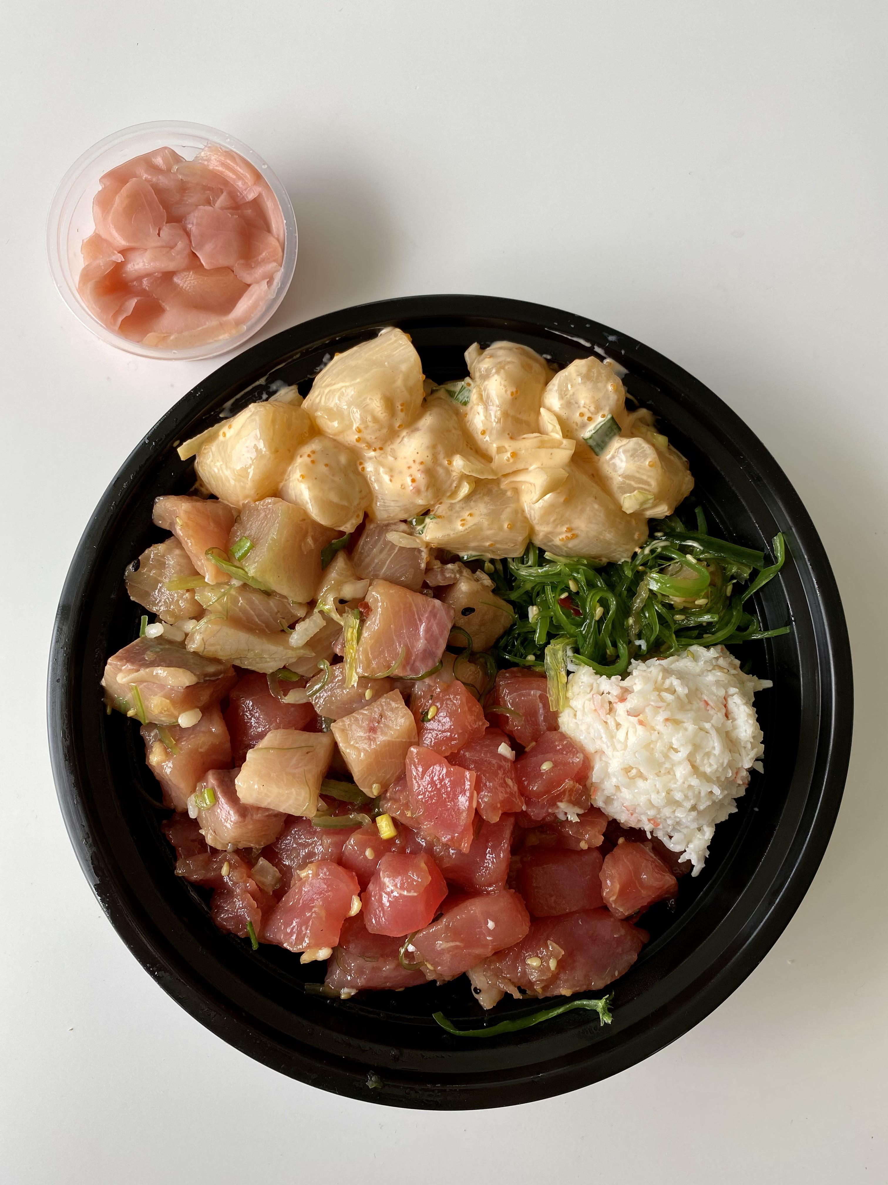 Poke bowl from Fish King in Glendale (Tuna, hamachi, and scallop) r