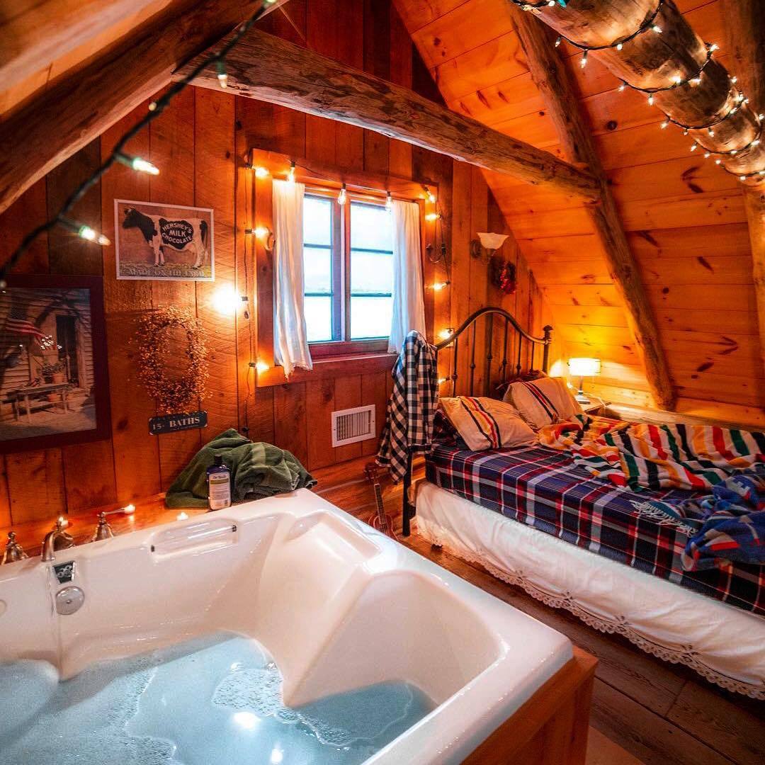 A warm and cozy loft in winter. r/CozyPlaces