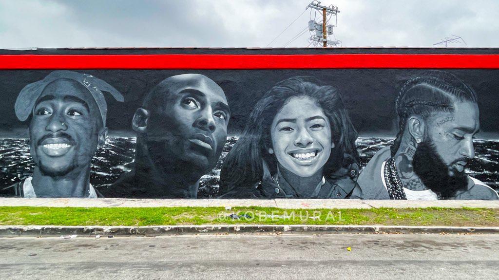 Murals About Tupac