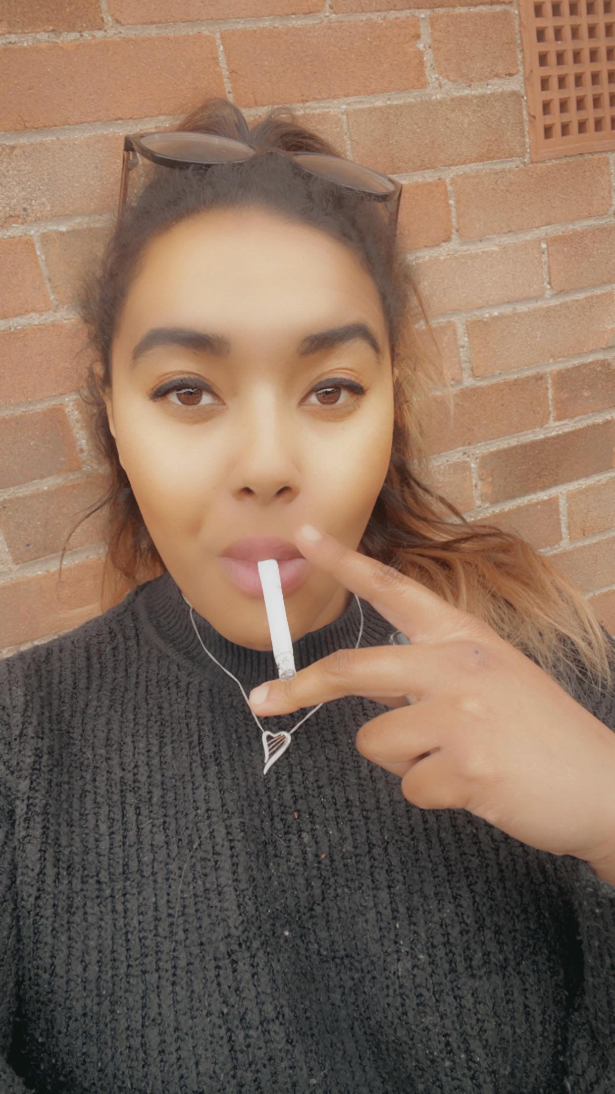 Who’s smoking with me today?☺️ r/smokingwomen