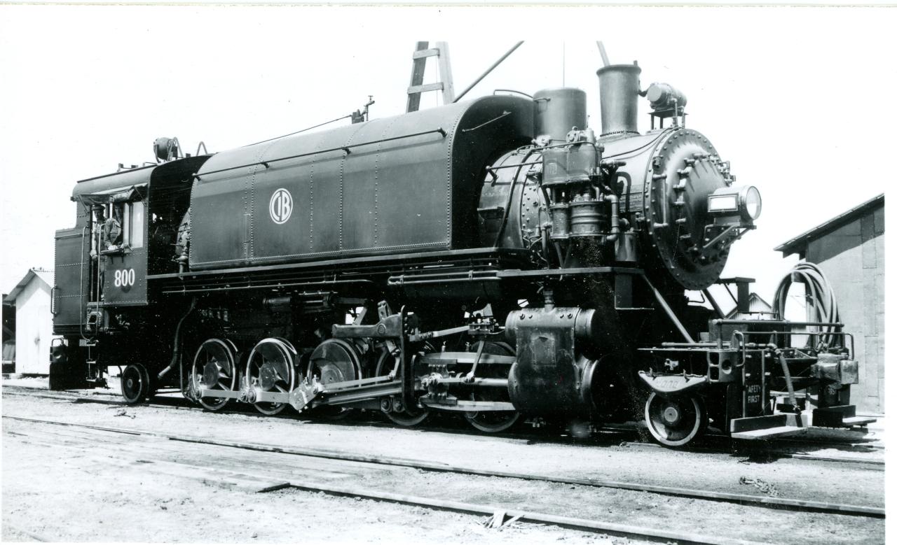 Consolidated Builders Inc. 800, the sole 2102T built for US usage