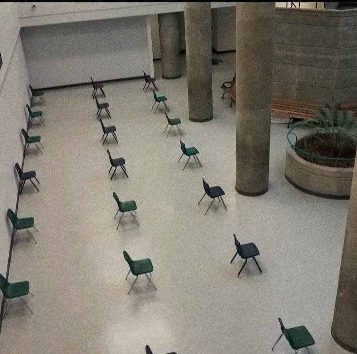 Musical chairs without the music... r/LiminalSpace