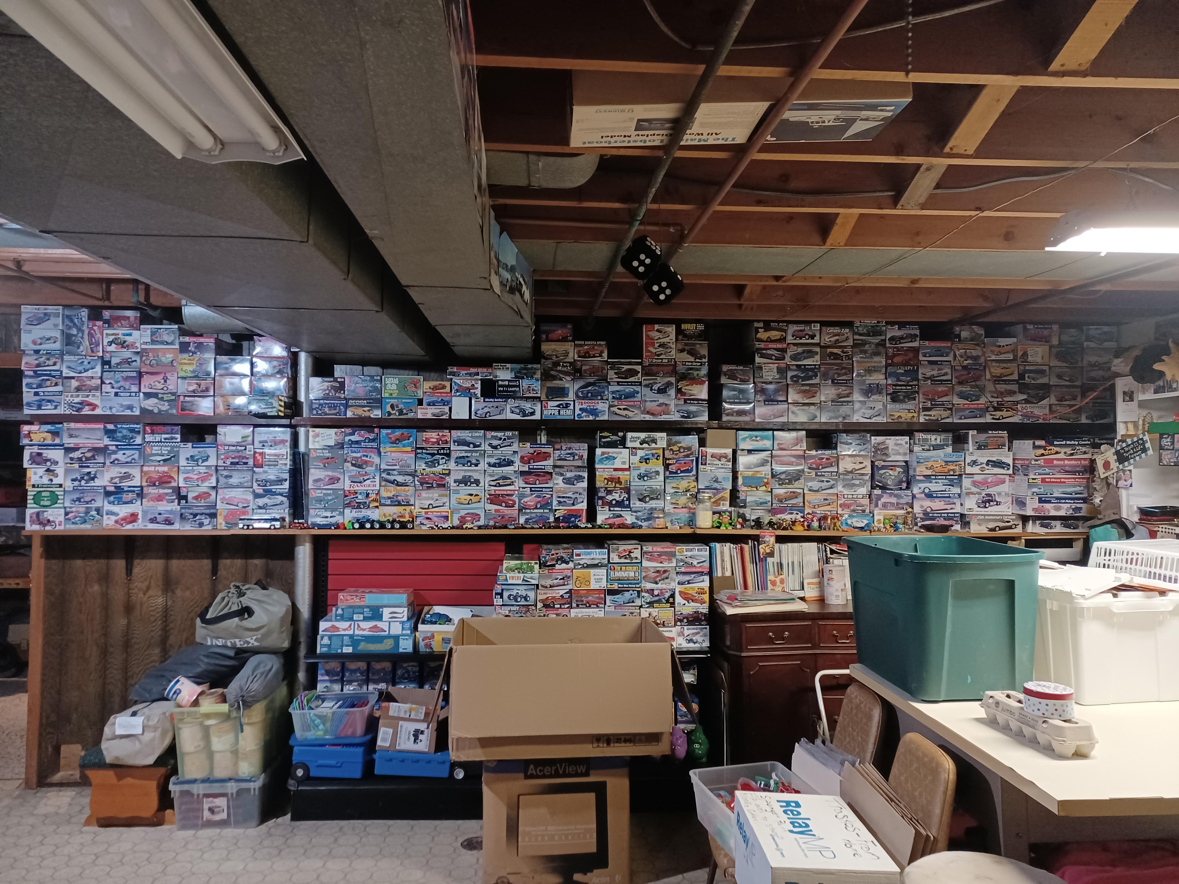 My stash of 1/24 1/25 automotive kits. r/modelmakers