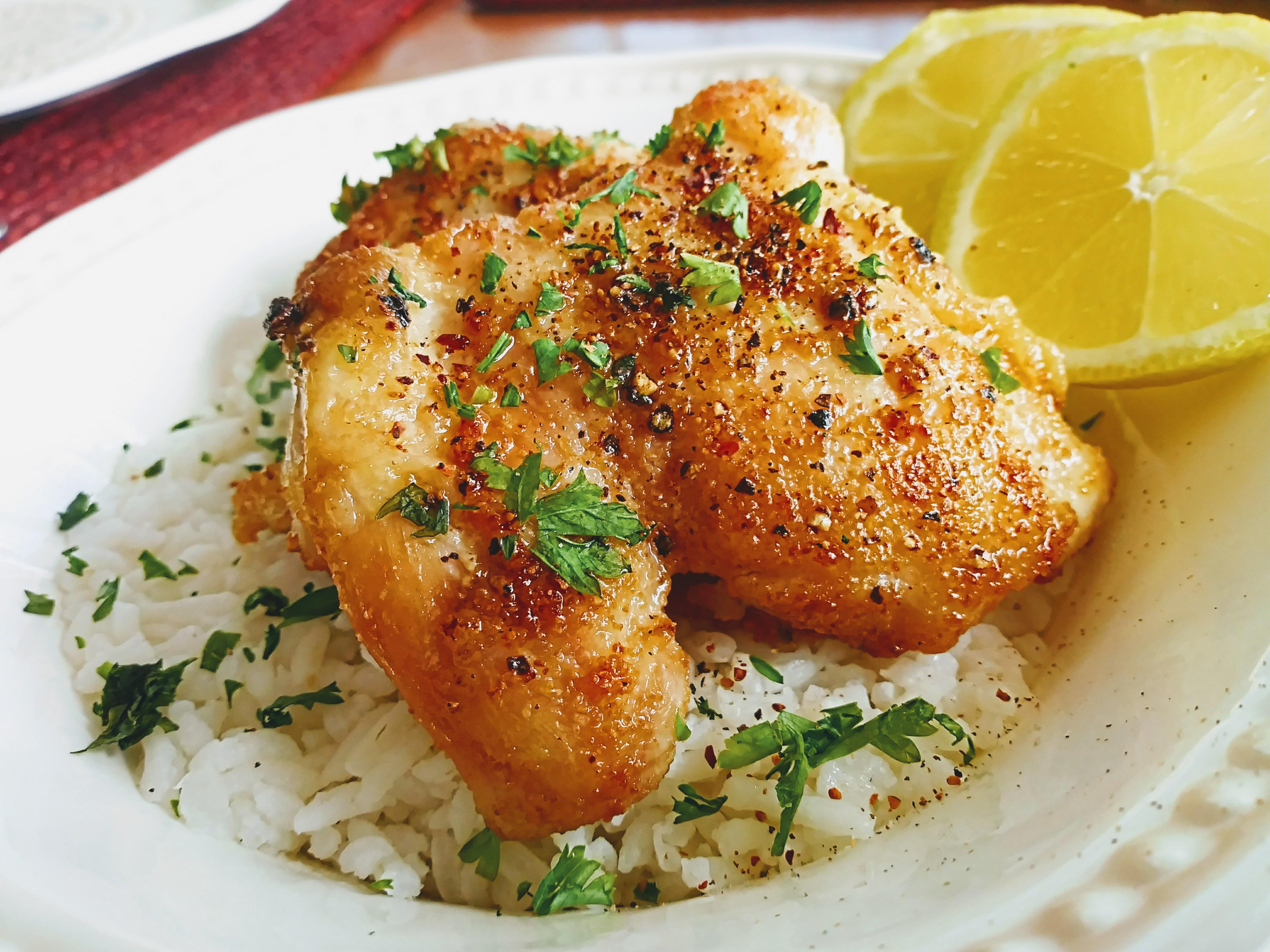Crispy Garlic Pepper Chicken Thighs w Steamed White Rice + Red Chili