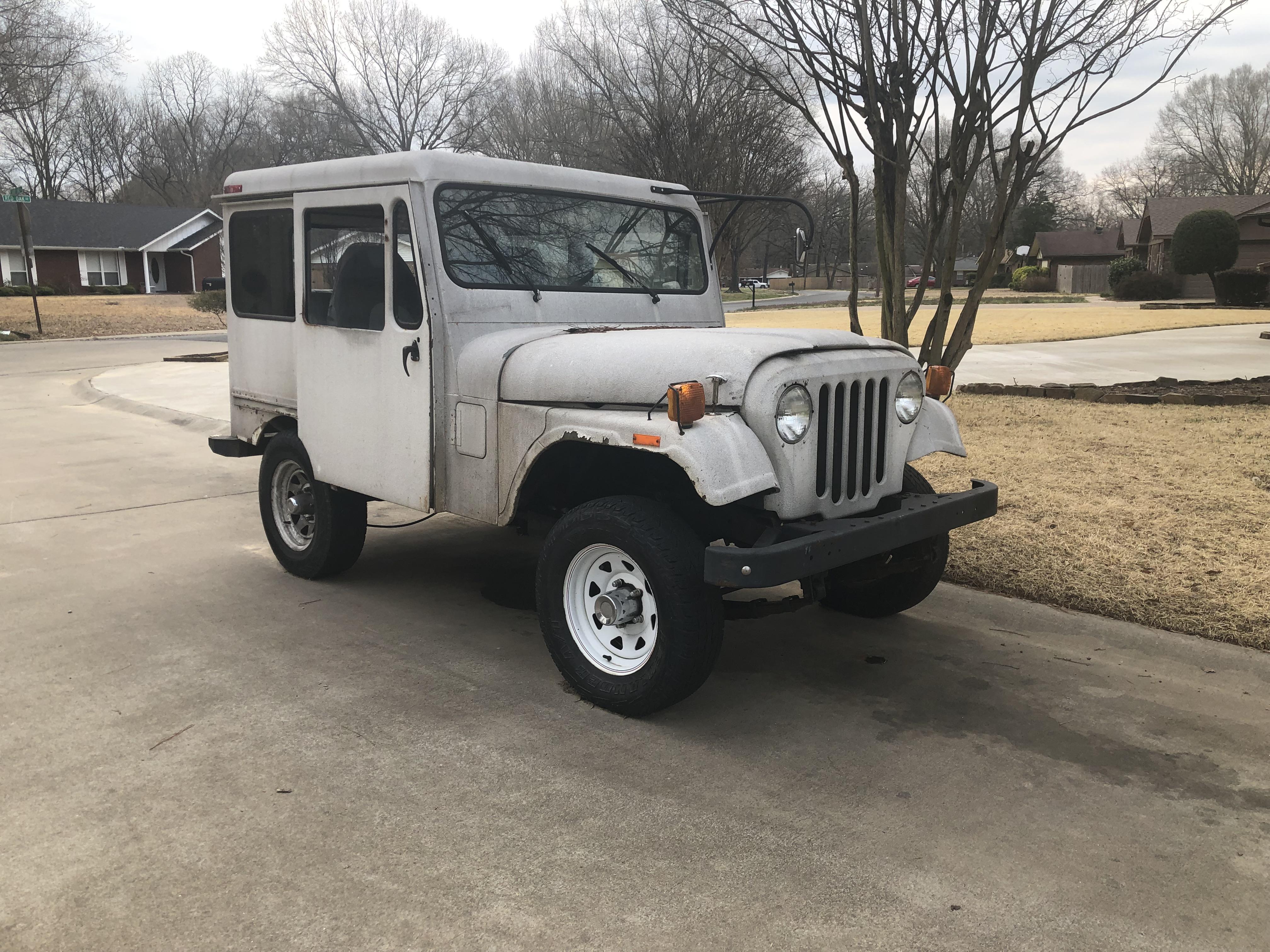 Thought I’d share this old postal Jeep I run past every day. r/Jeep