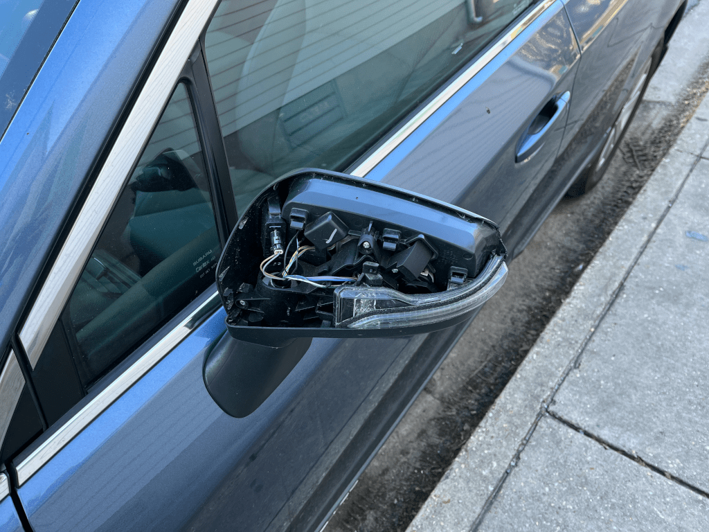 Someone "removed" my wing mirror cover... Can I replace just the cover