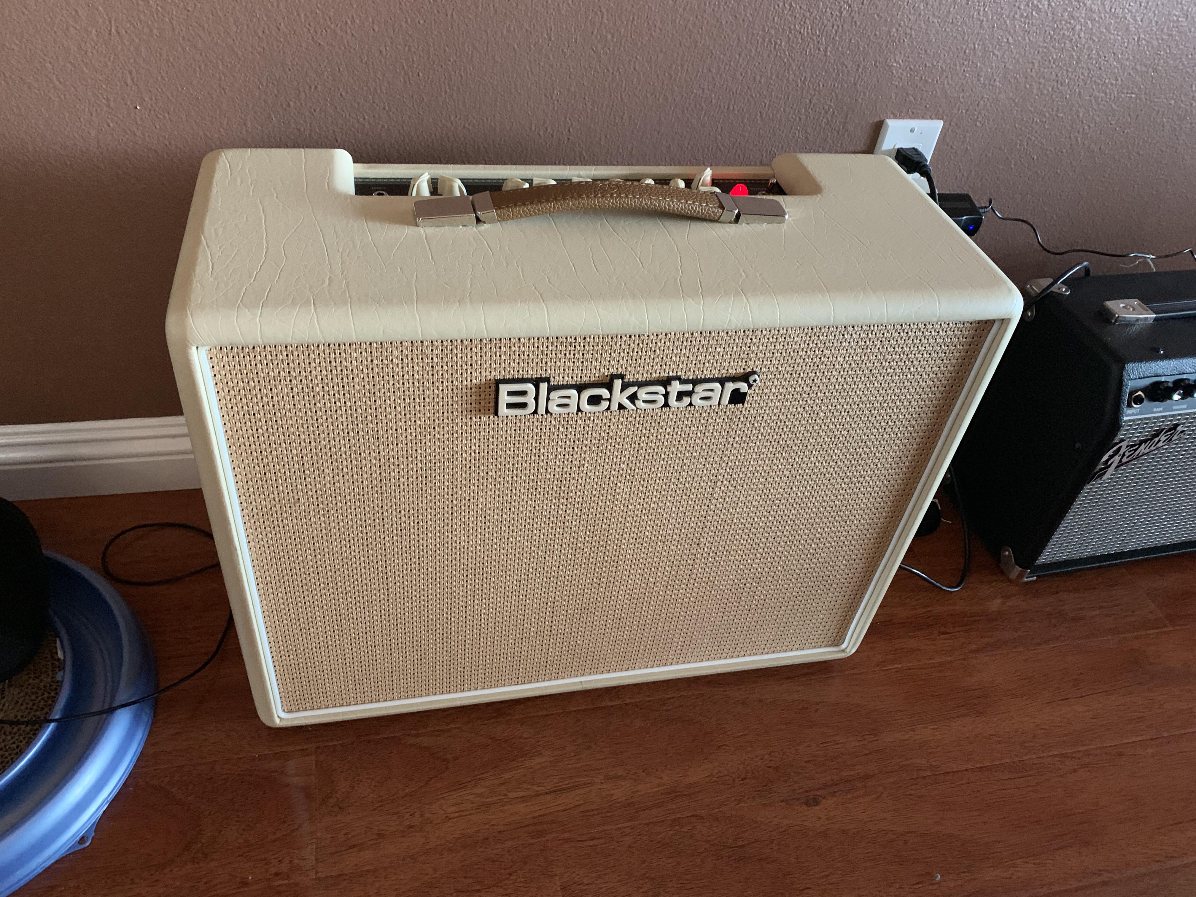 Was looking for a tube amp under 300, found this one for 325 on CL