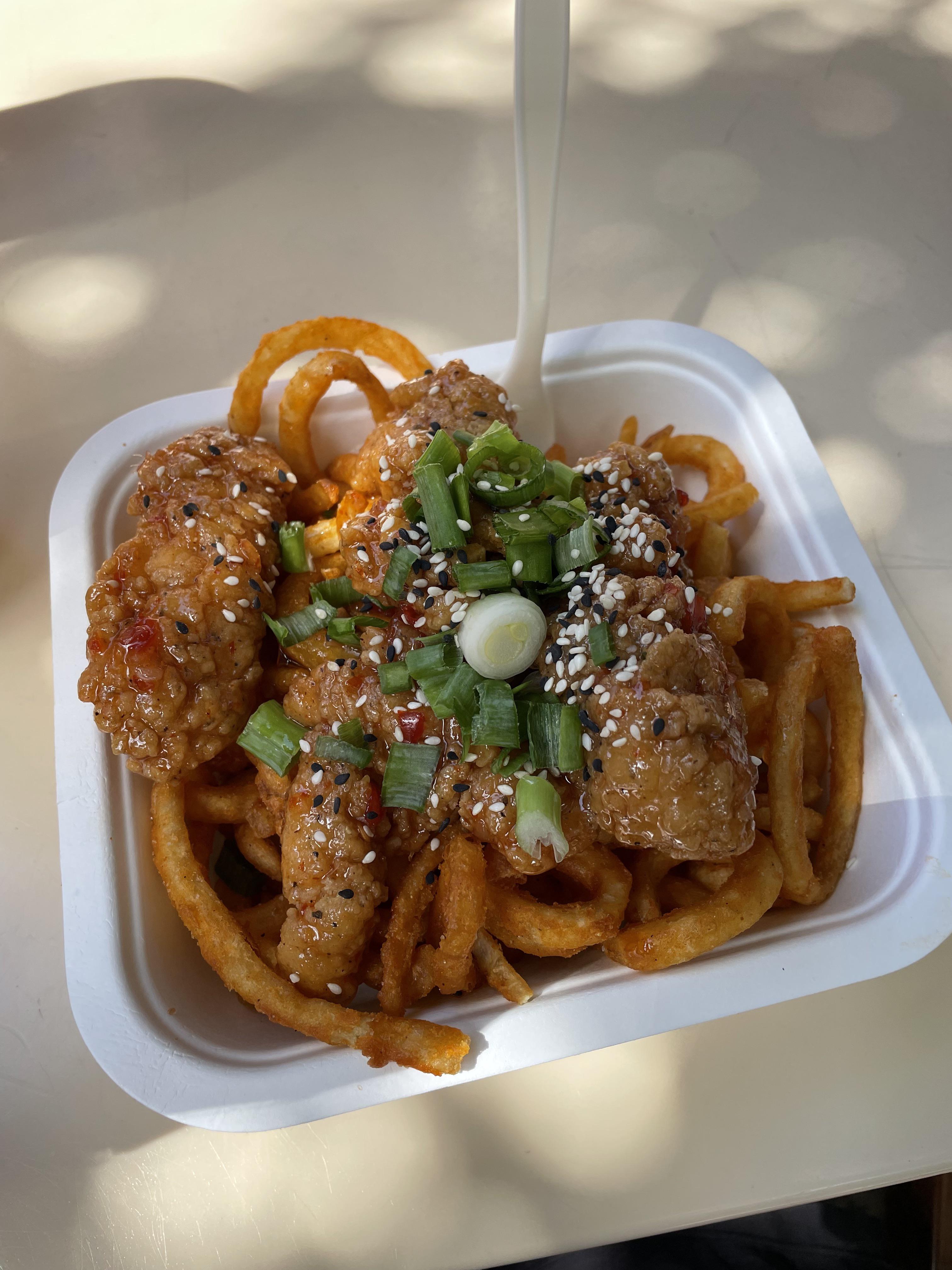 [I ate] Sweet Thai Chili Chicken Strips at the SD Zoo r/food