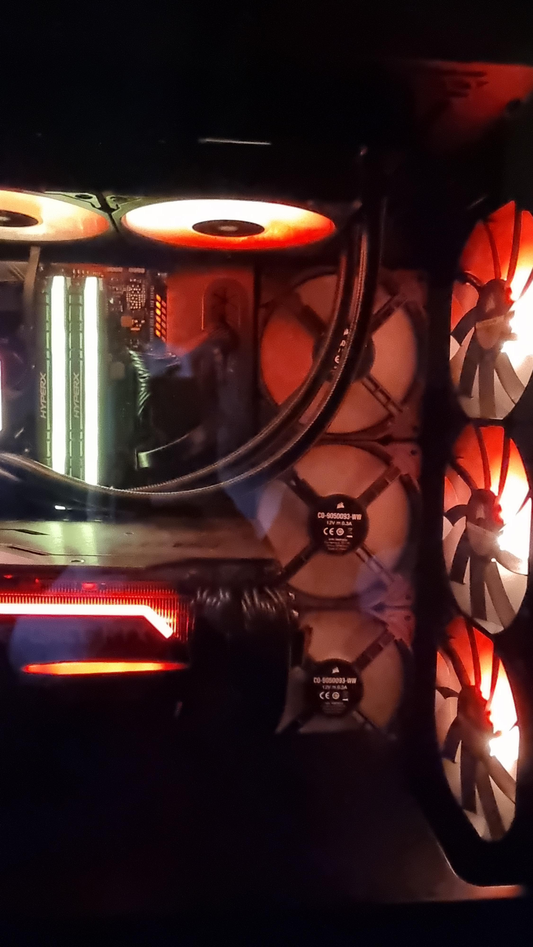 Why wont my pc fans light up? pchelp