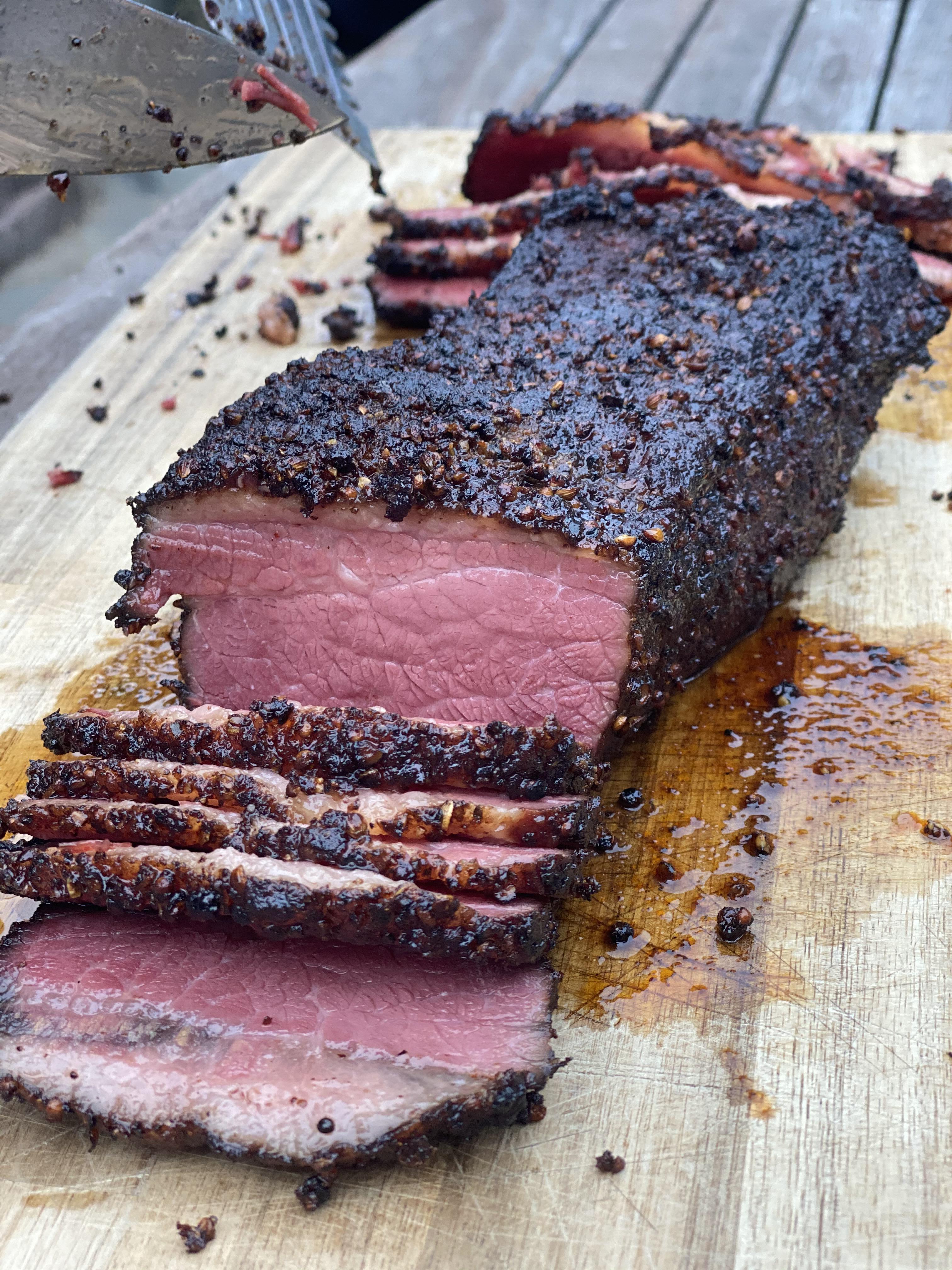 Homemade Pastrami. Cured for 5 days, and smoked for 9 hours. r/FoodPorn