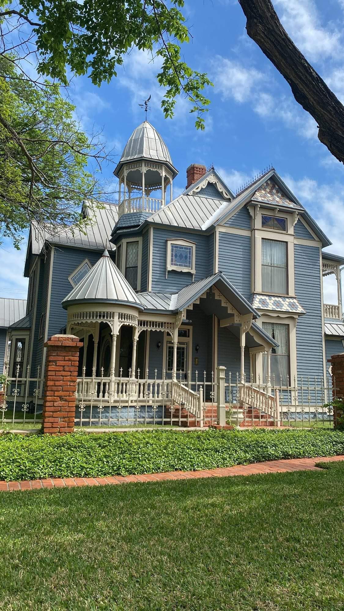 Mexia, TX r/centuryhomes