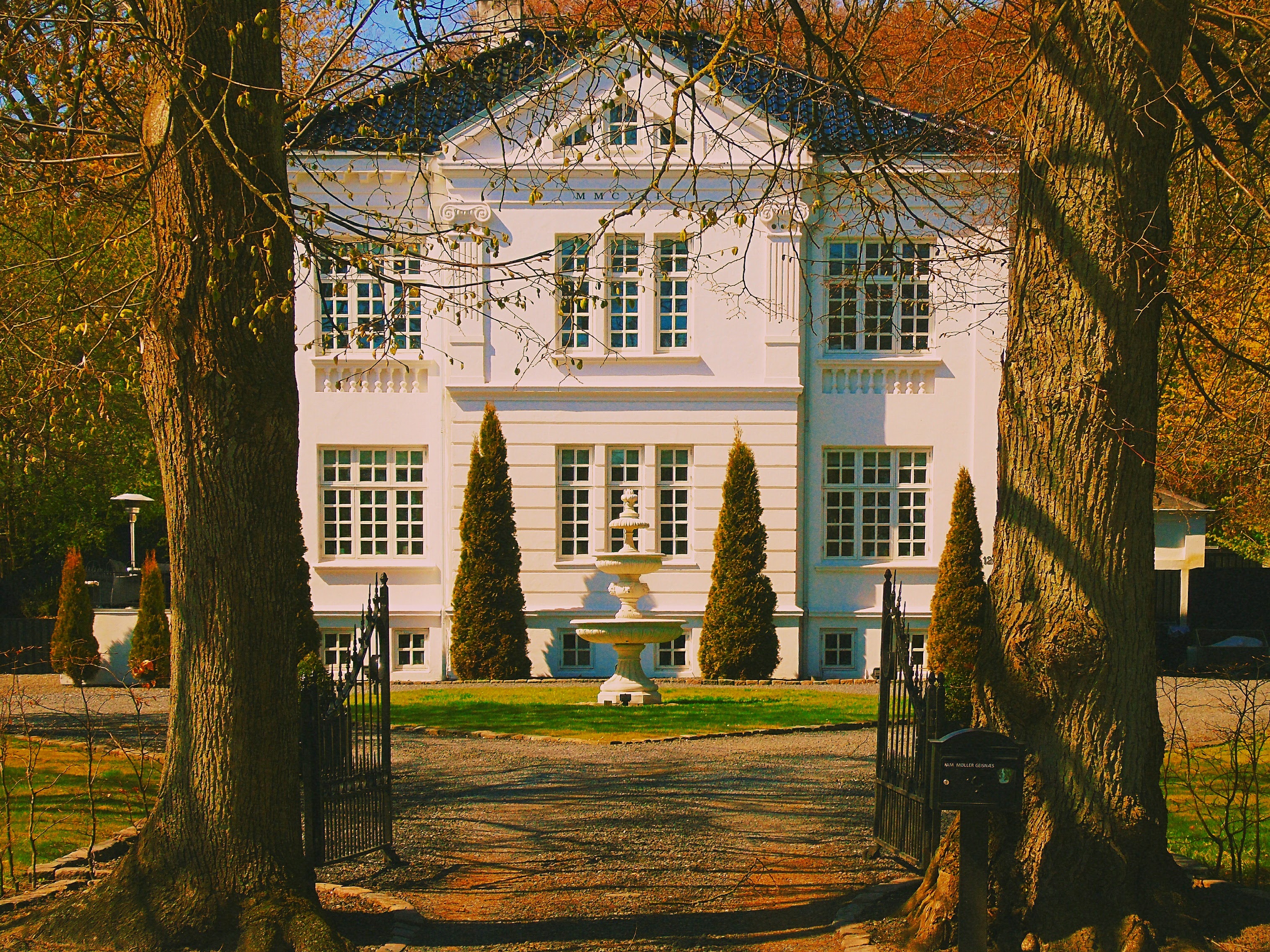 A beautiful house in Denmark r/AccidentalWesAnderson