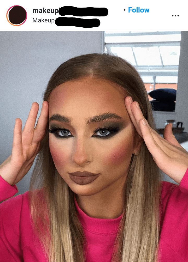 A very heavy makeup look r/BadMUAs