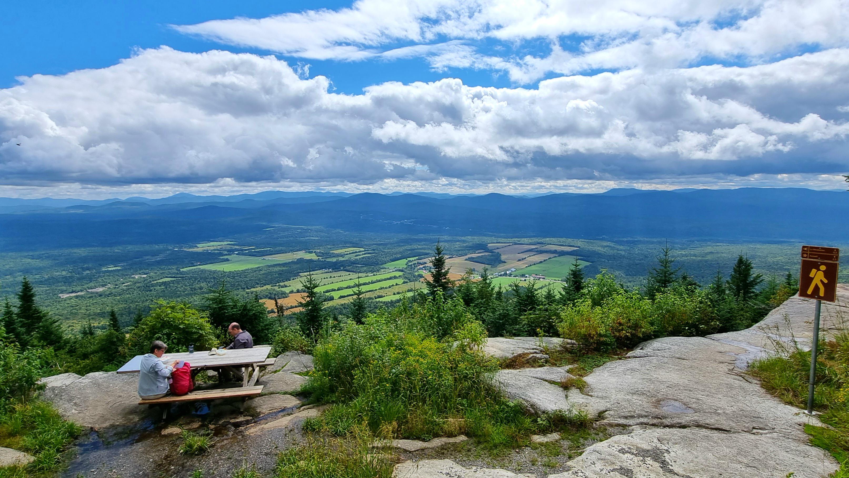 Mont Saint Joseph, Quebec r/hiking