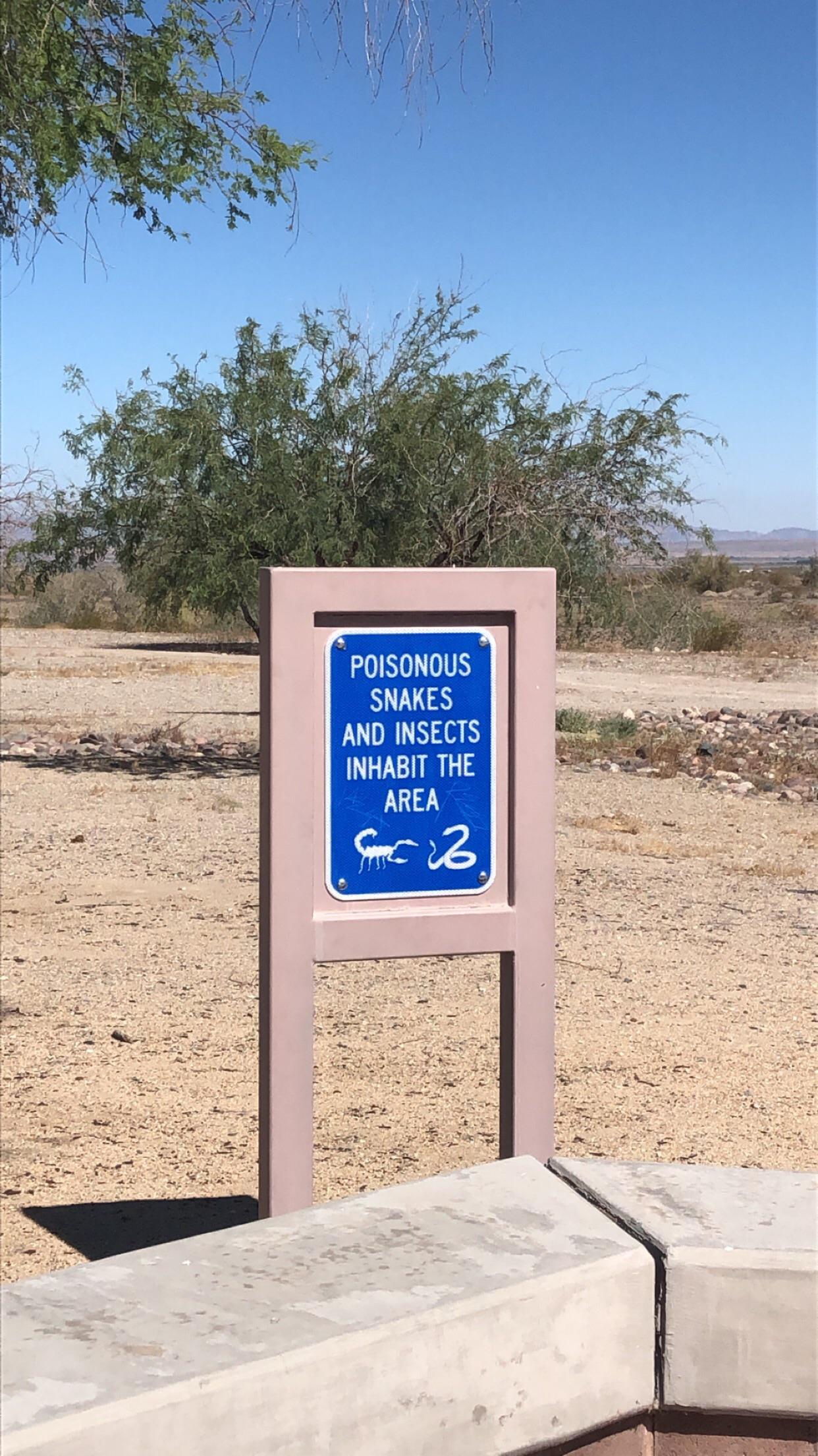 Arizona rest stop r/ScarySigns