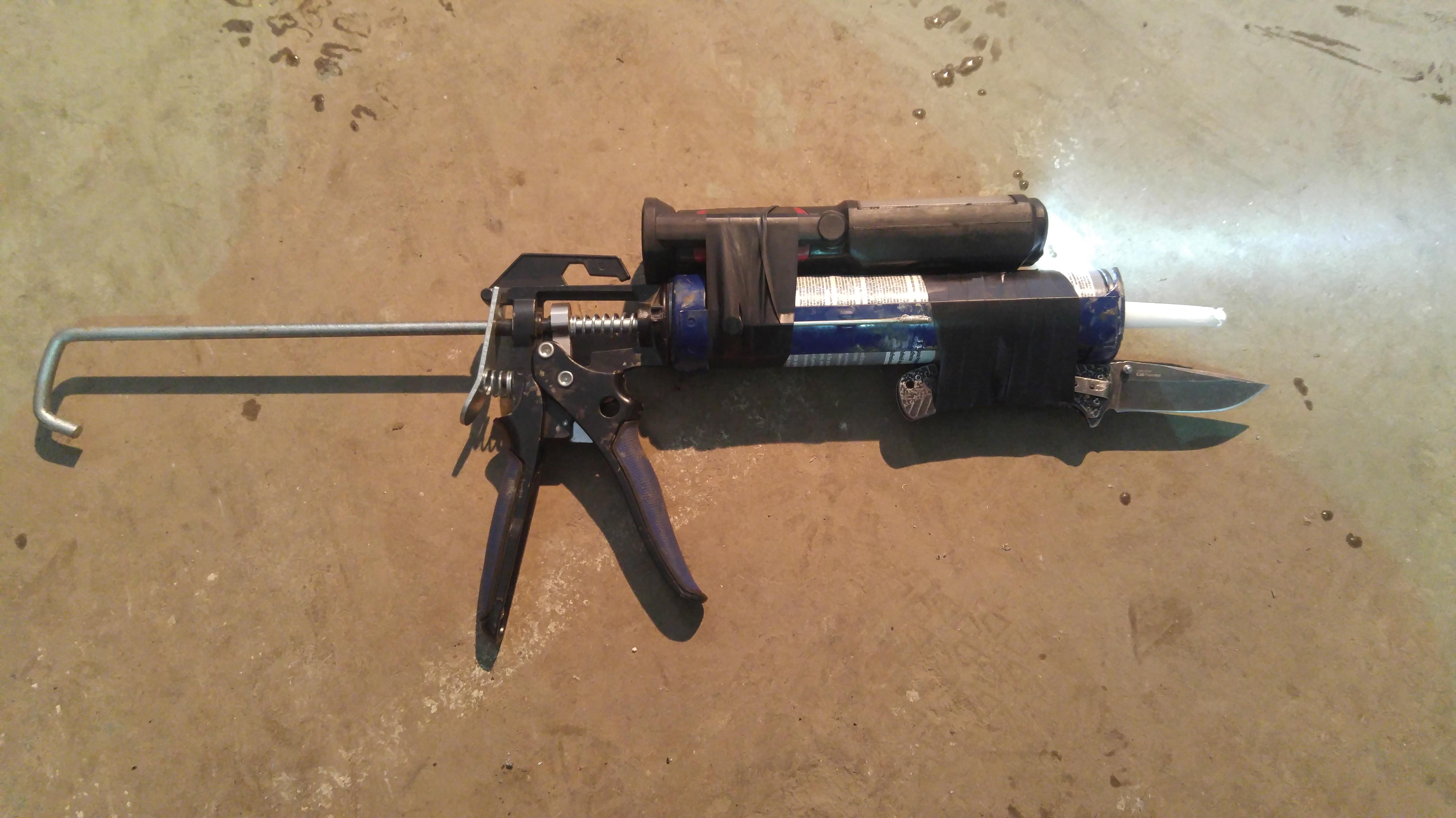 Illuminated Assault caulking gun with +100 waterproofing, +10