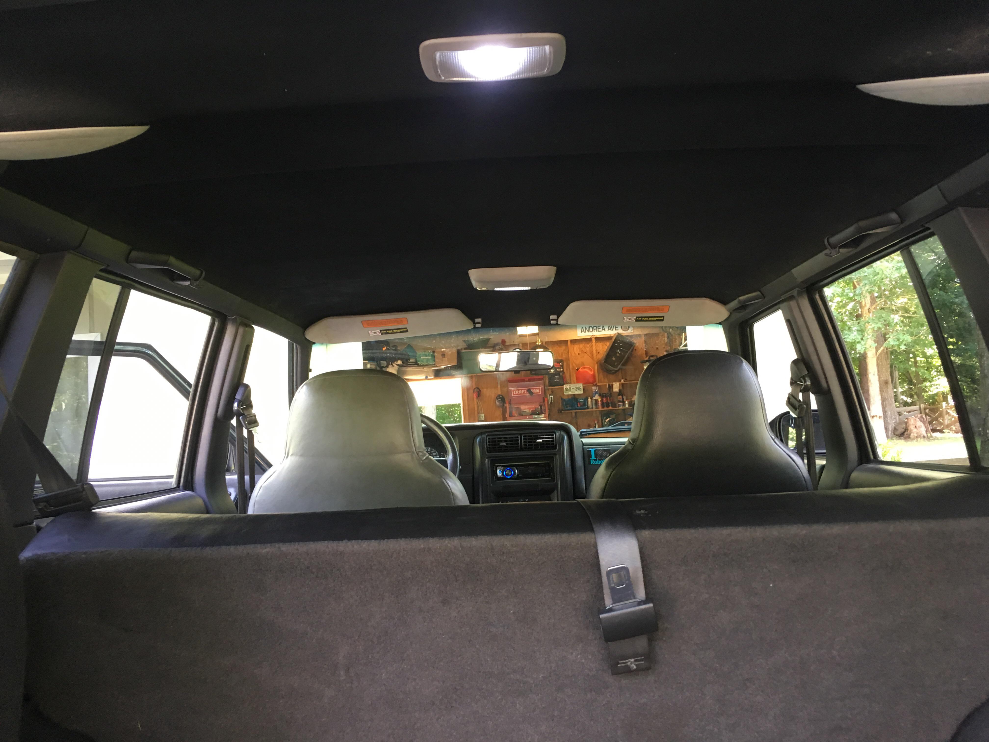 No headliner fabric? No prob. Black spray paint ) r/CherokeeXJ