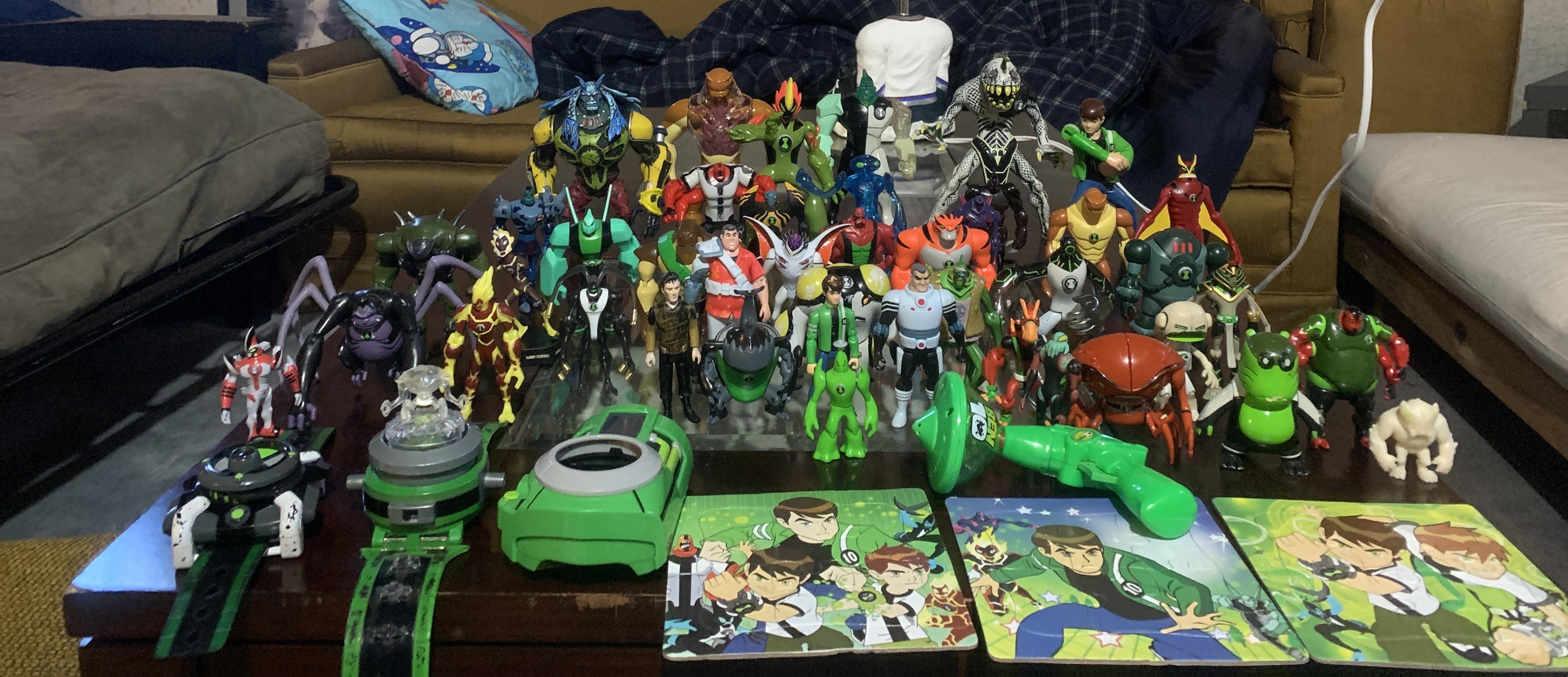 POV you’re a little boy playing with his toys Ben10